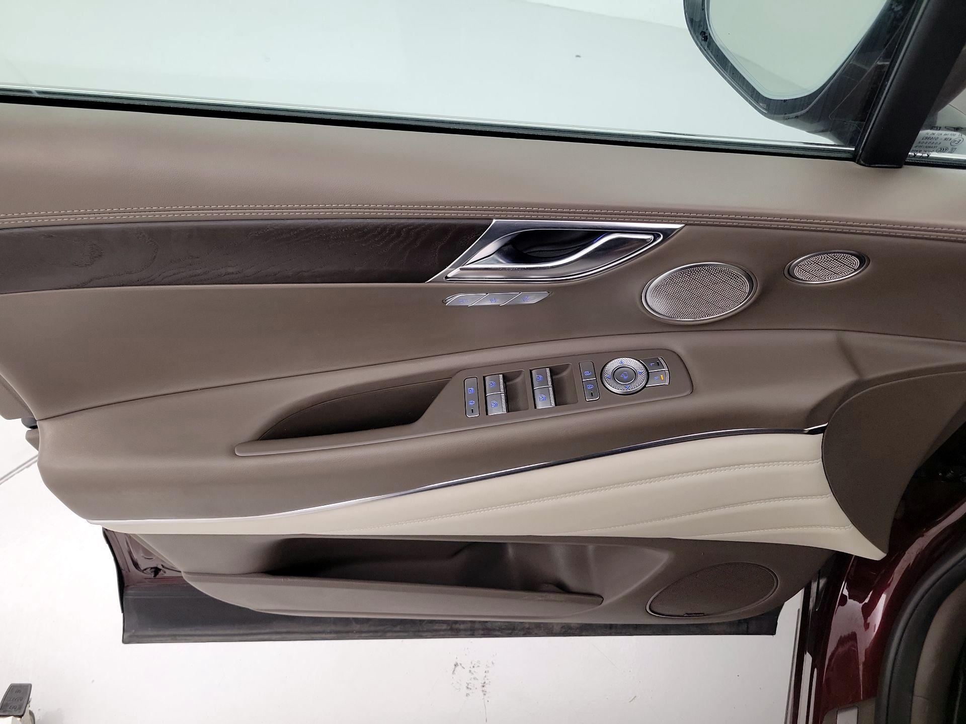 Thumbnail: 2021 Genesis GV80 - 12