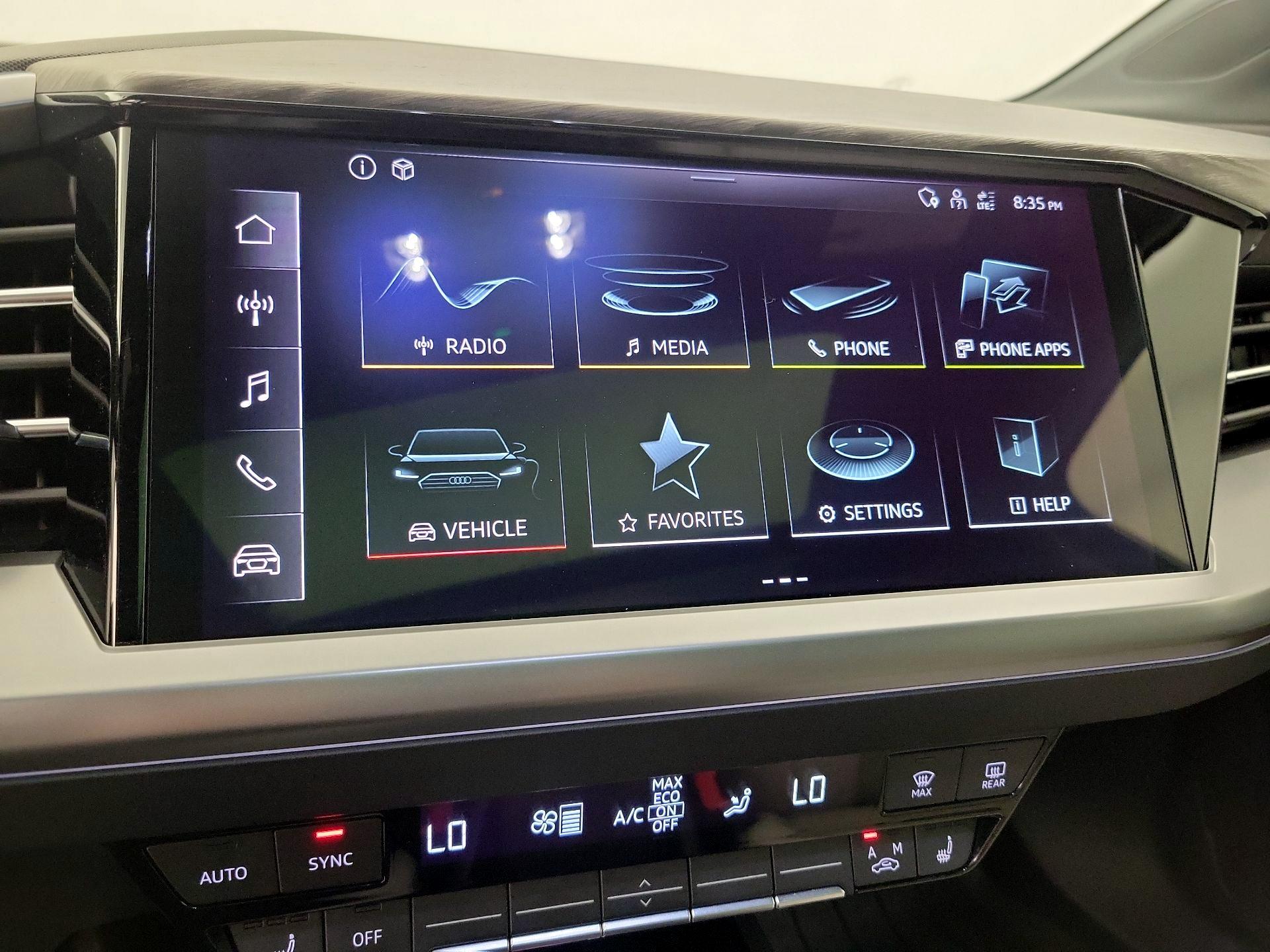 Thumbnail: 2024 Audi Q4 e-tron - 15