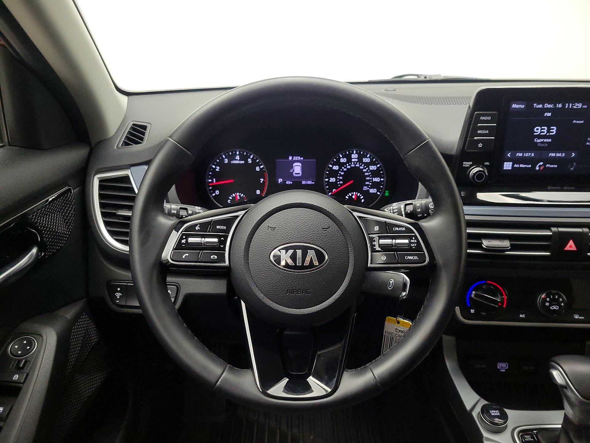 Thumbnail: 2021 Kia Seltos - 10