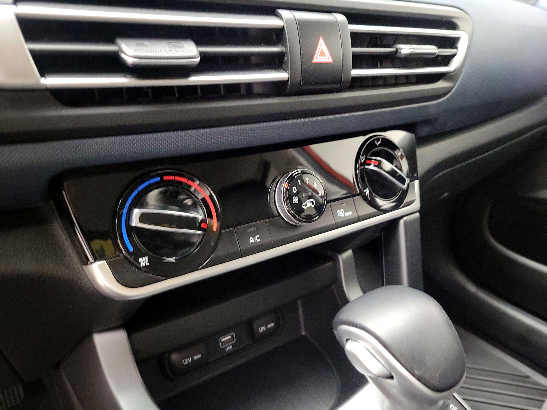 Thumbnail: 2021 Kia Seltos - 16