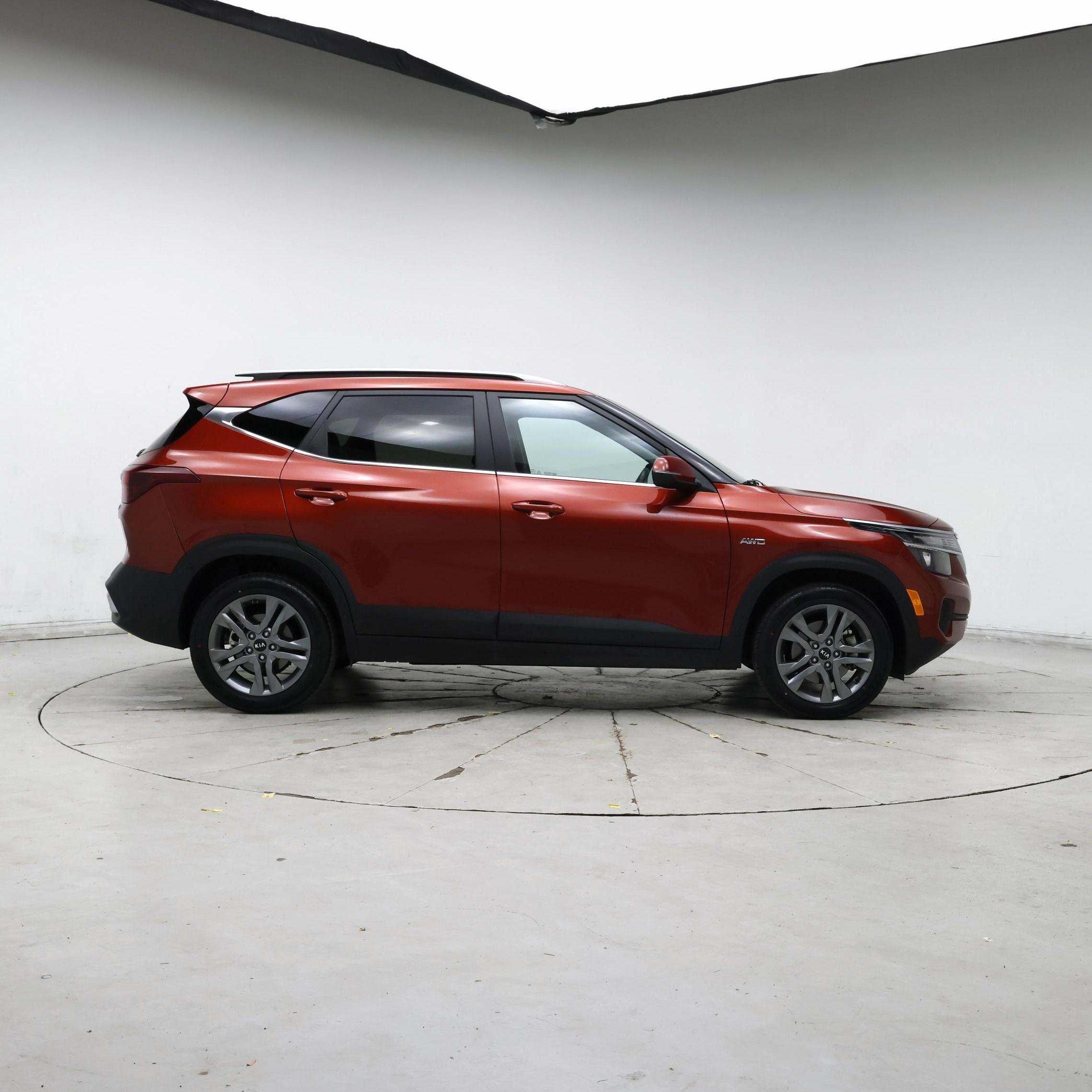 Thumbnail: 2021 Kia Seltos - 7