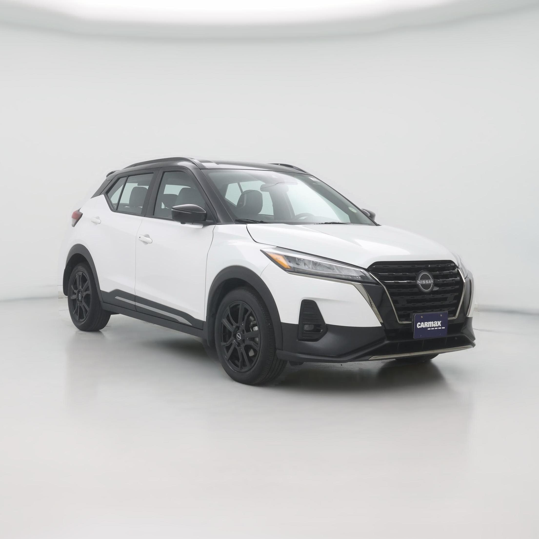 Thumbnail: 2023 Nissan Kicks - 1