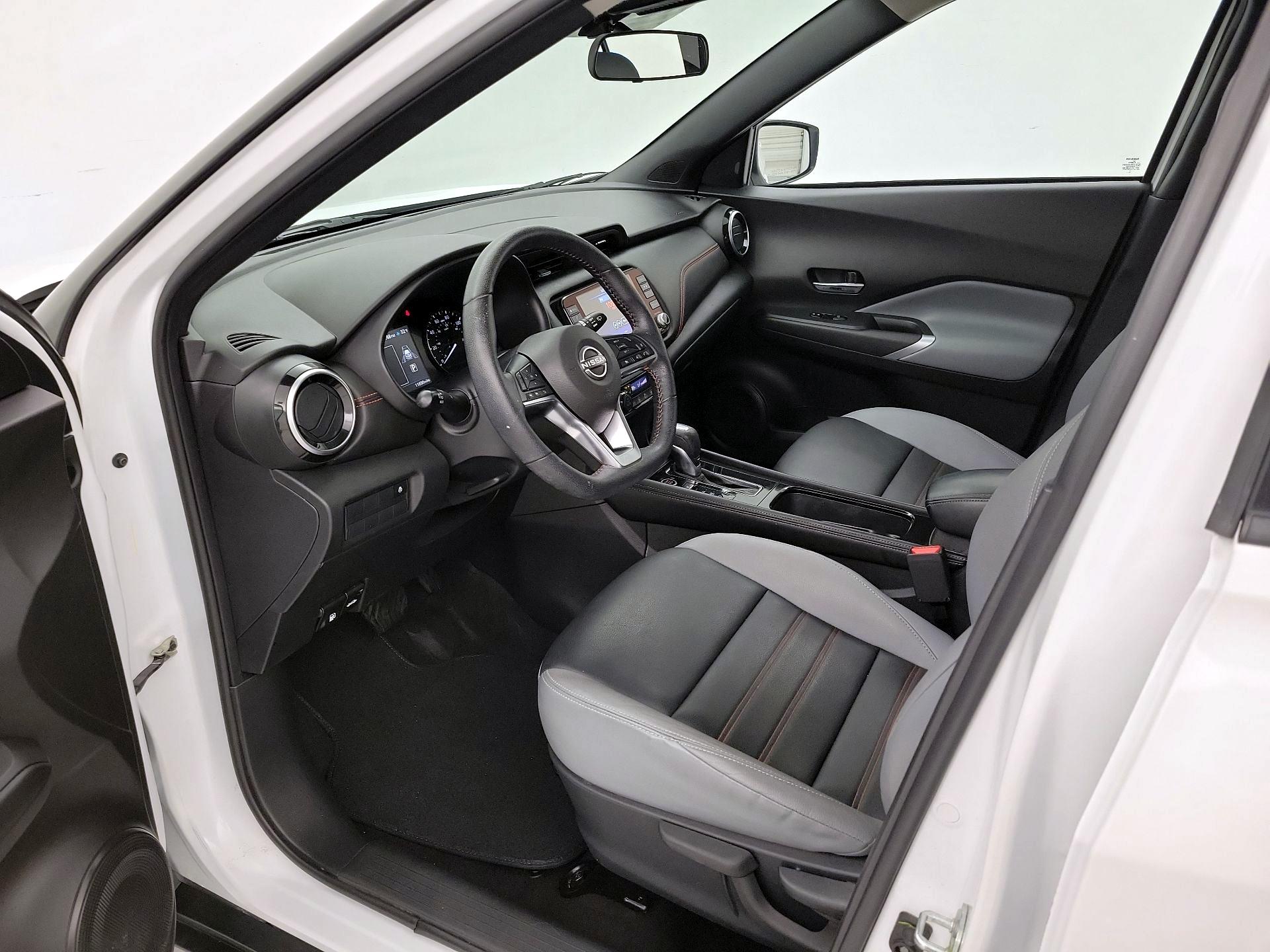 Thumbnail: 2023 Nissan Kicks - 11