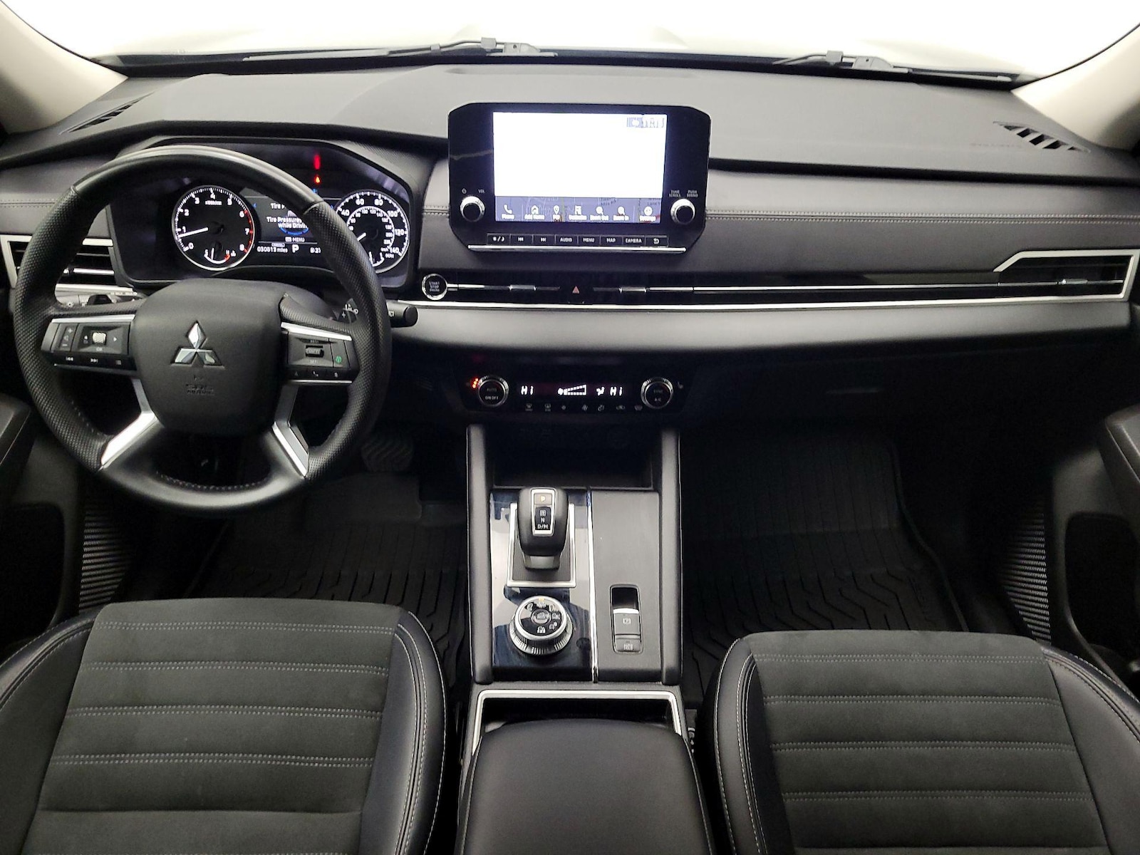 2024 Mitsubishi Outlander SE - Photo 10