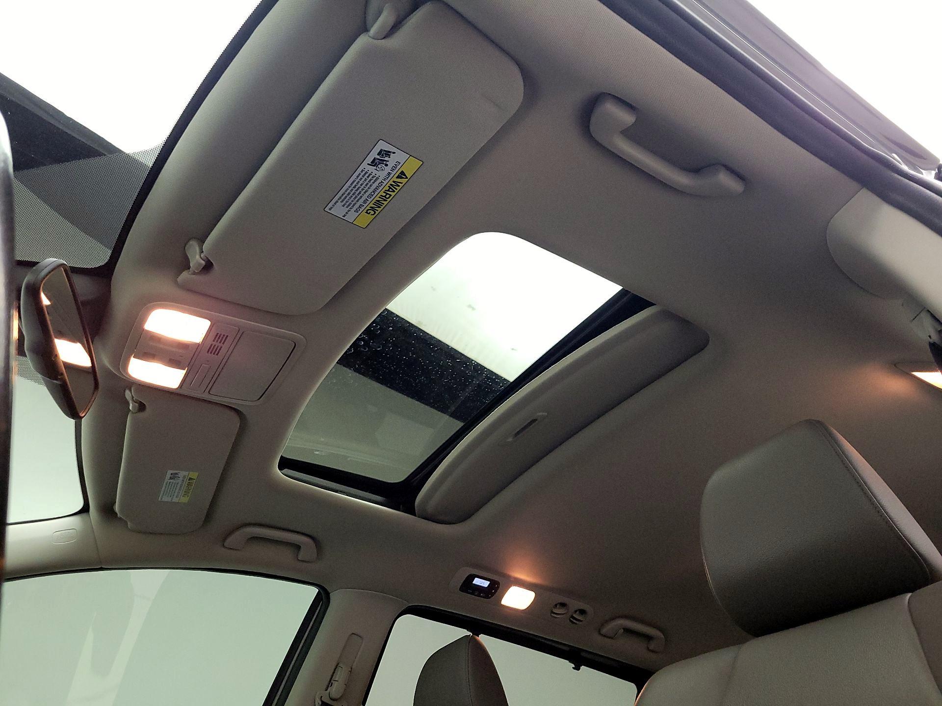 Thumbnail: 2016 Honda Odyssey - 19