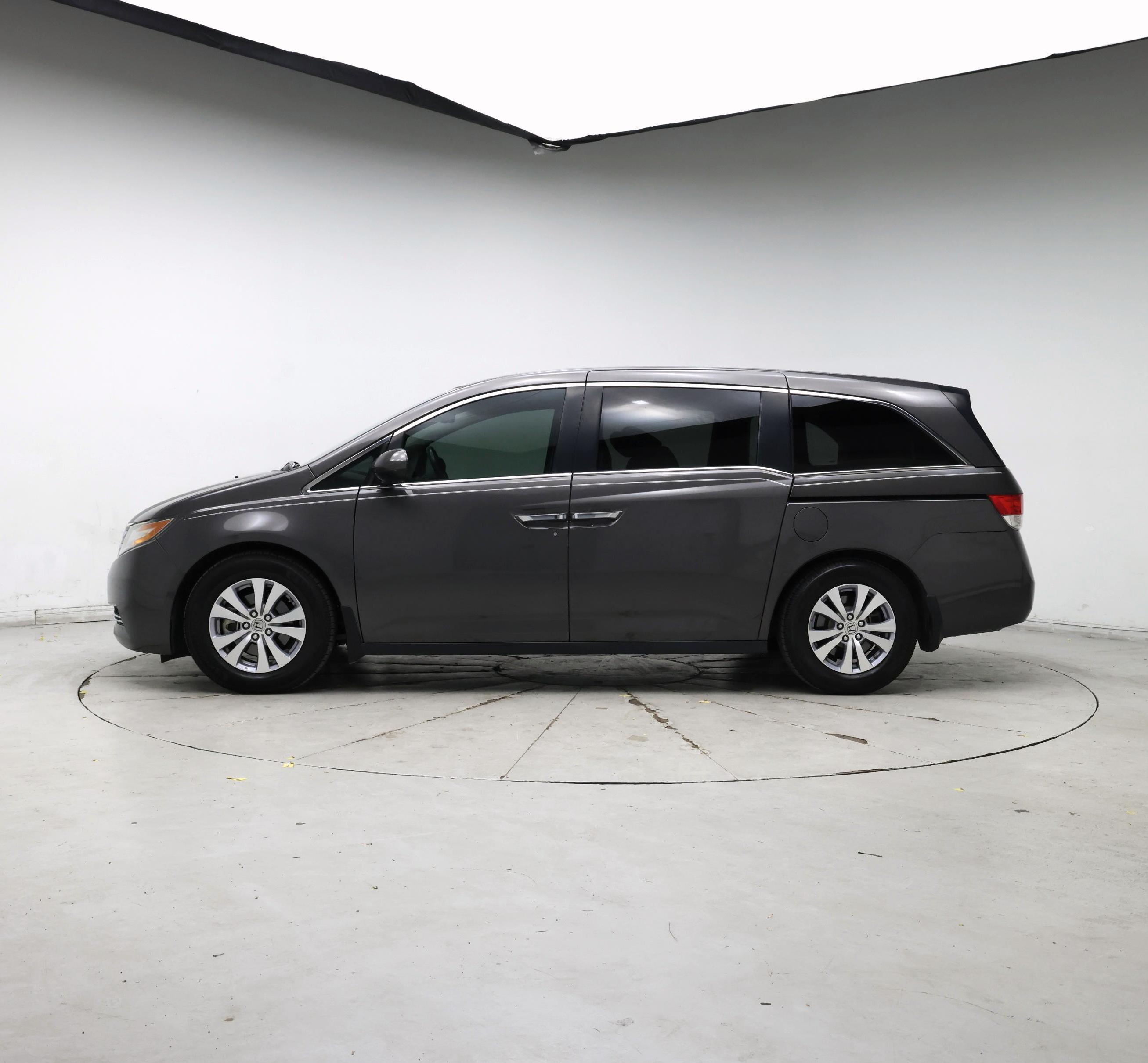 Thumbnail: 2016 Honda Odyssey - 3