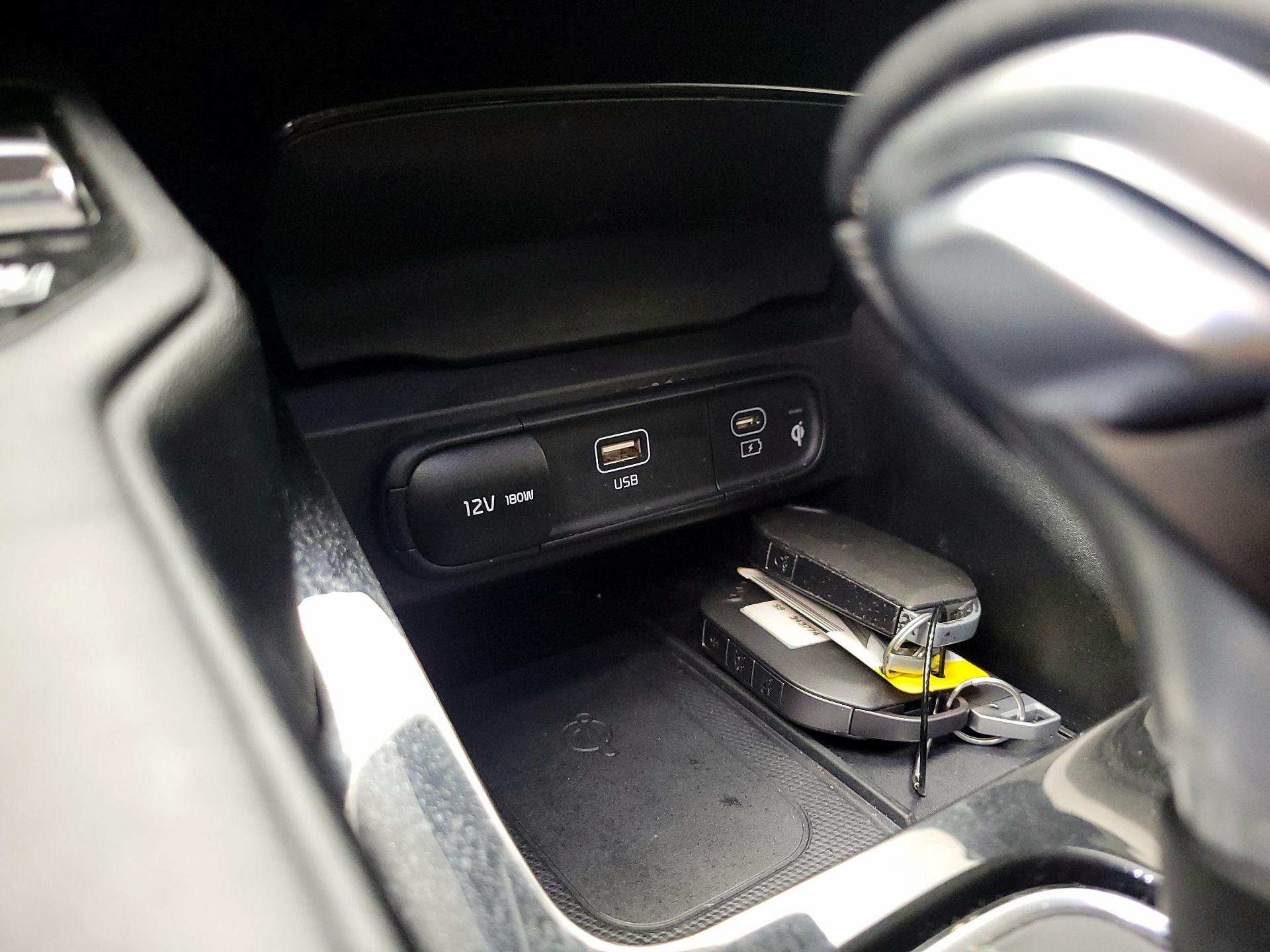 Thumbnail: 2023 Kia Telluride - 19