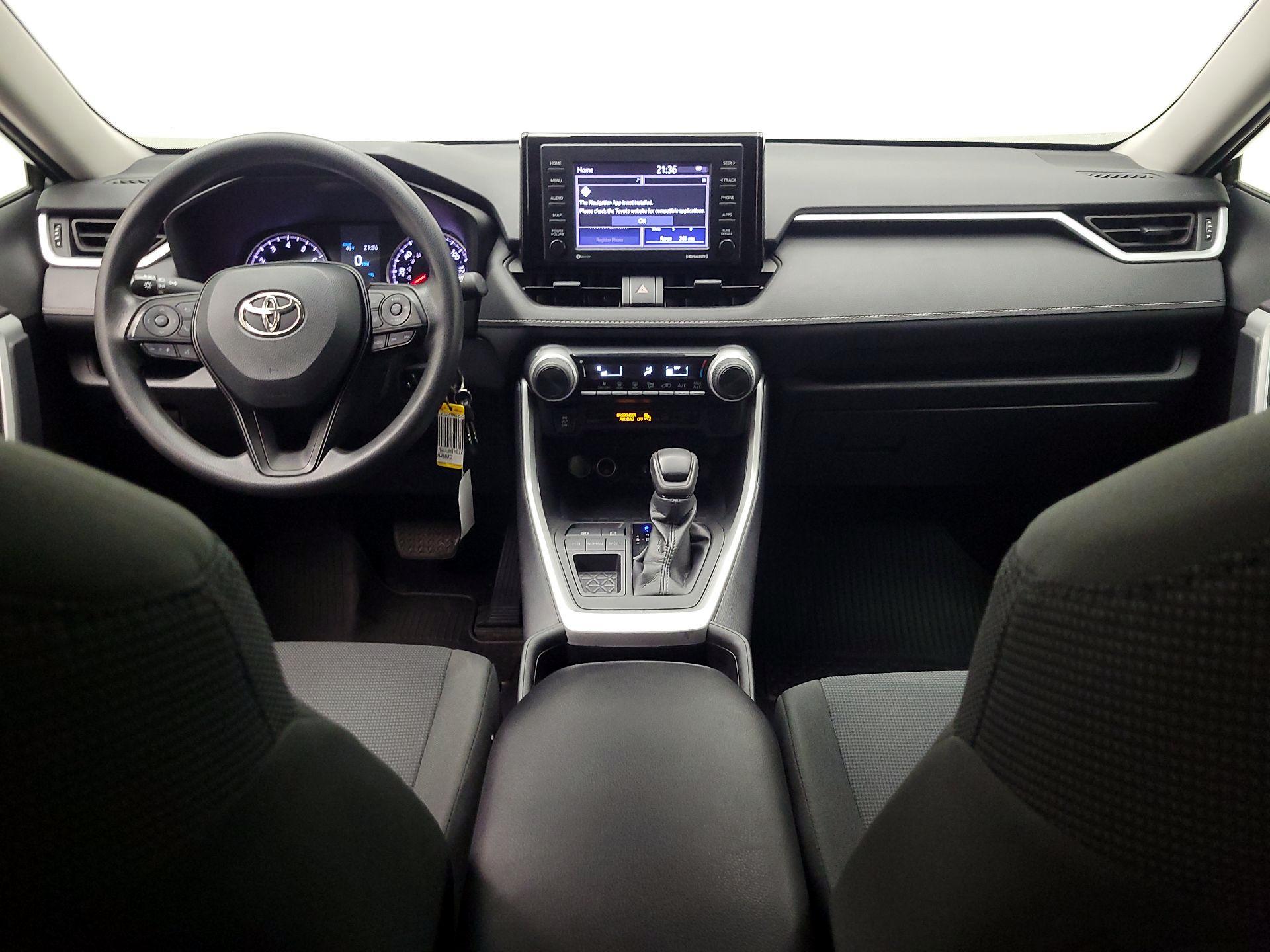 Thumbnail: 2021 Toyota RAV4 - 9