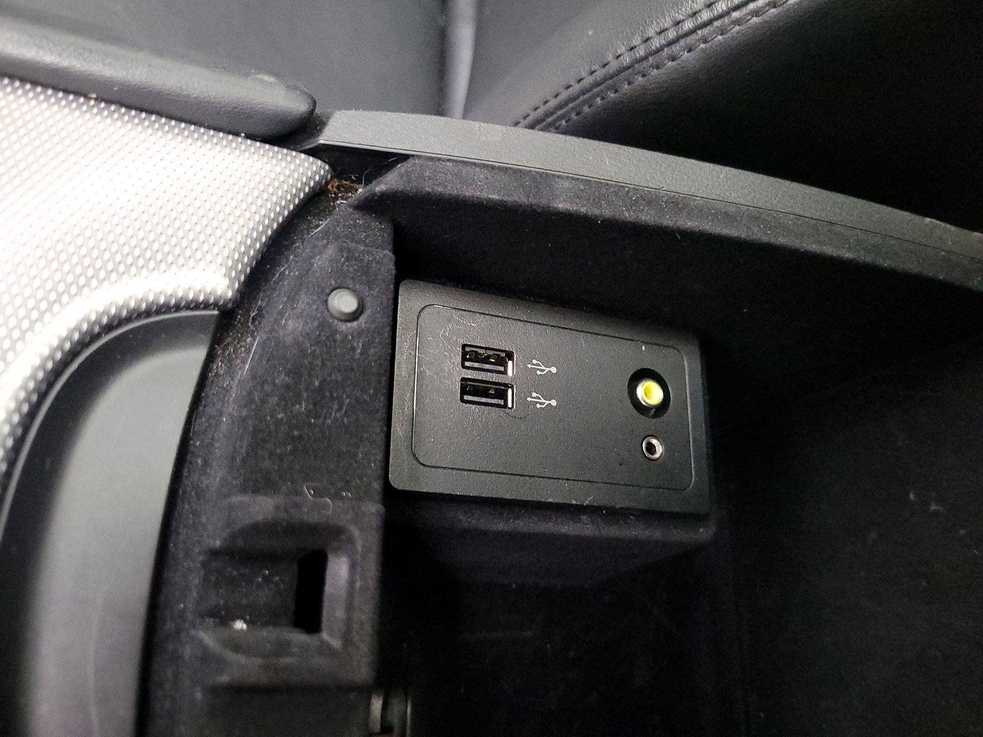 Thumbnail: 2017 INFINITI Q50 - 18