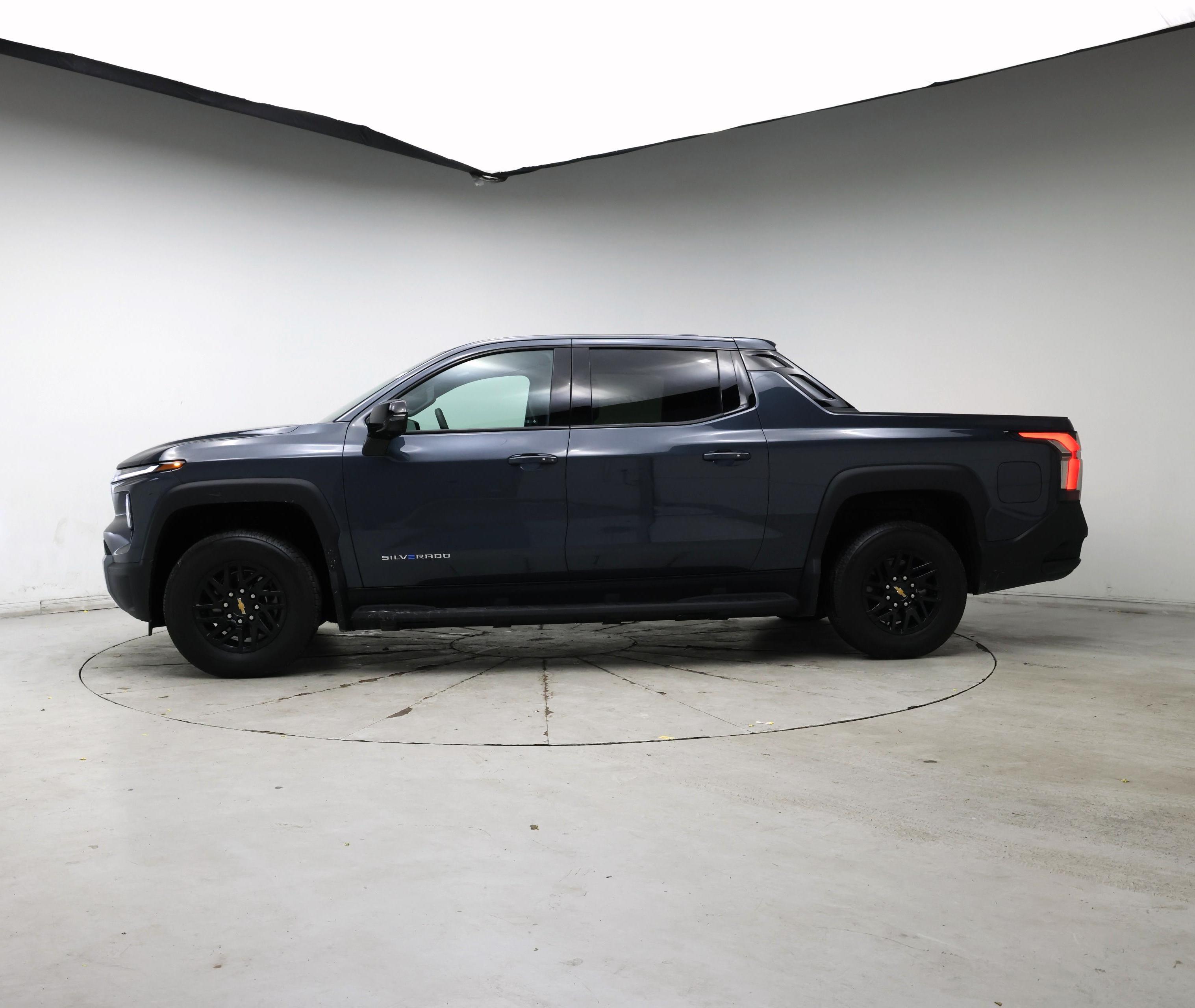 Thumbnail: 2025 Chevrolet Silverado EV - 3