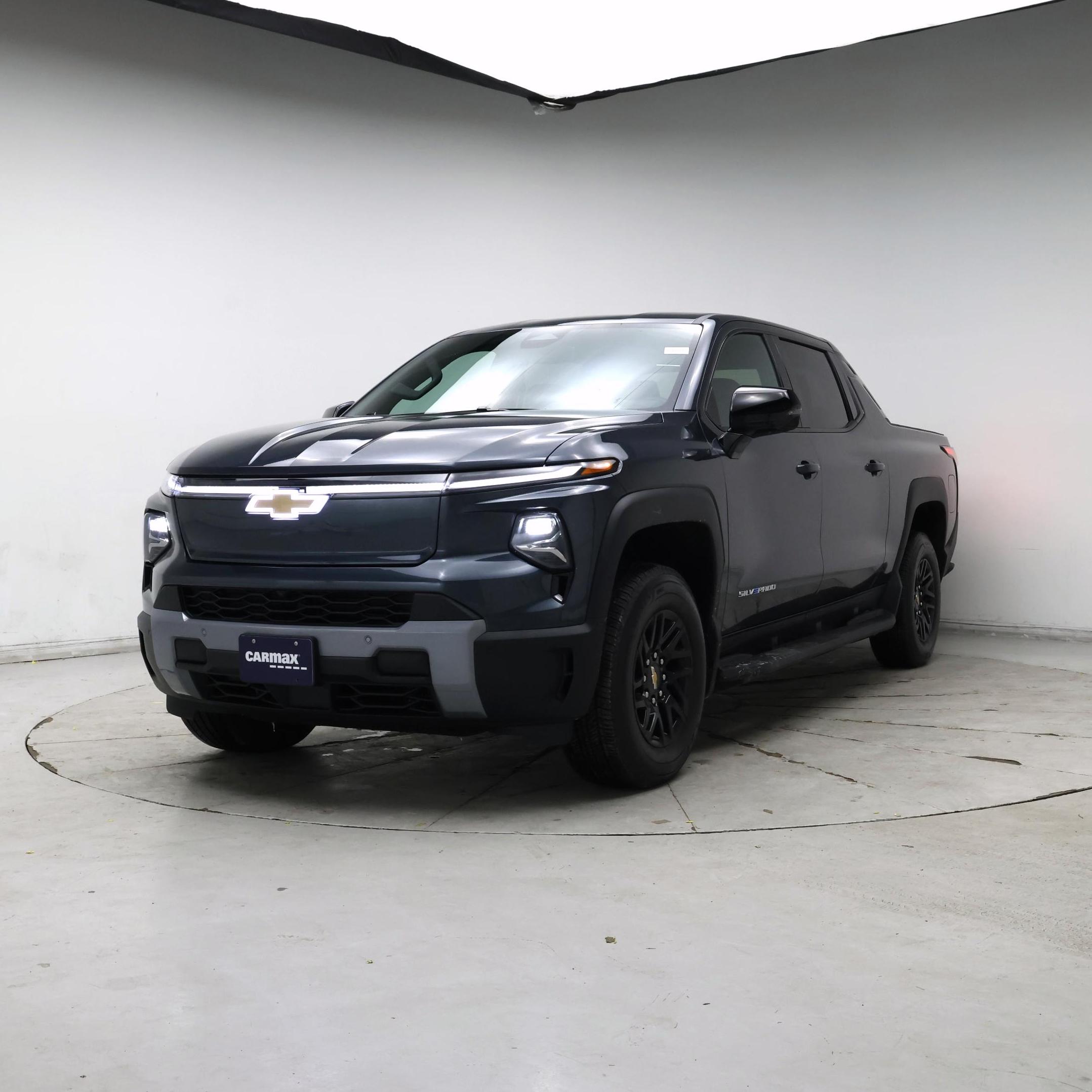 Thumbnail: 2025 Chevrolet Silverado EV - 4