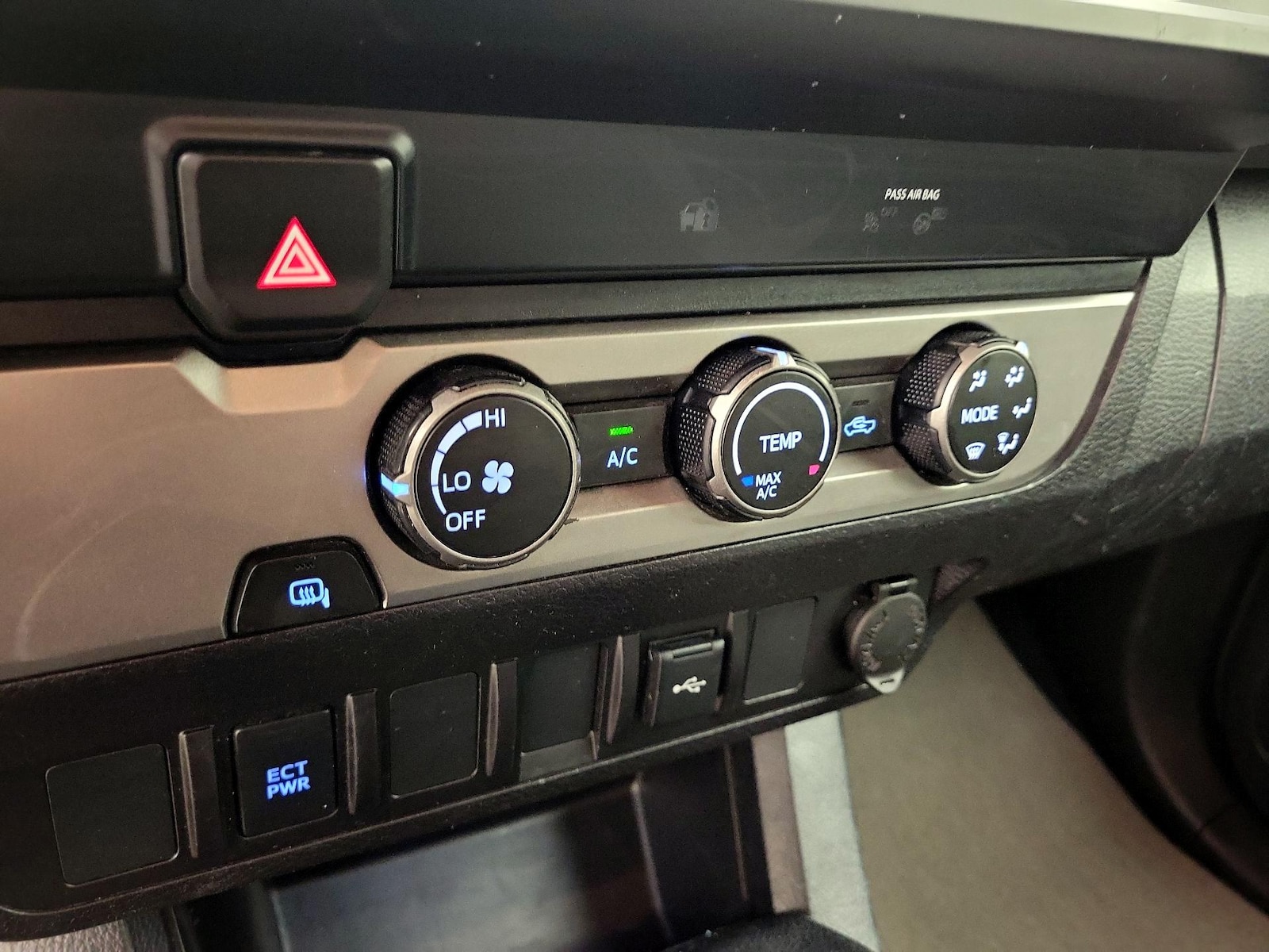 2021 Toyota Tacoma SR - Photo 17