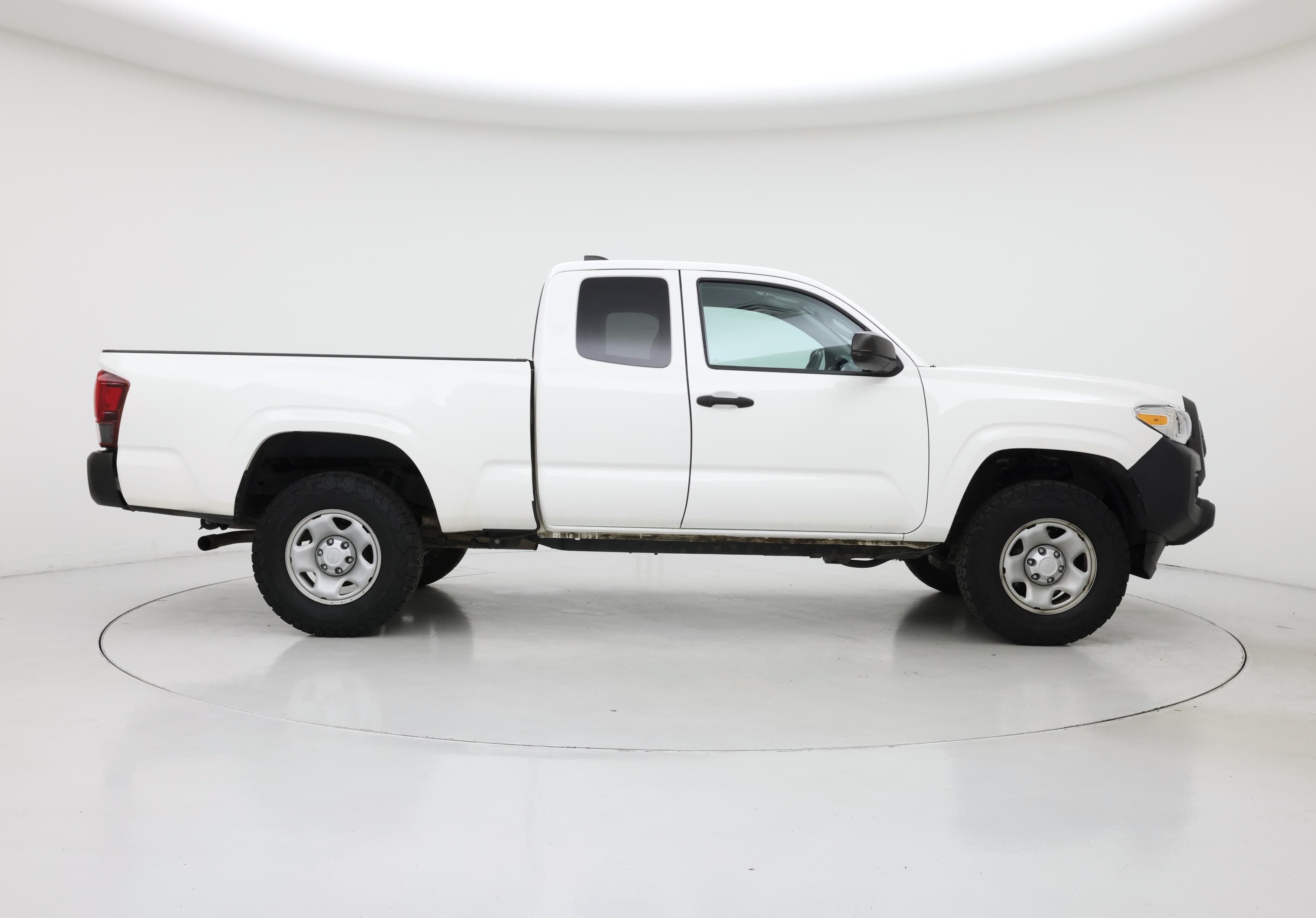 Thumbnail: 2021 Toyota Tacoma - 7