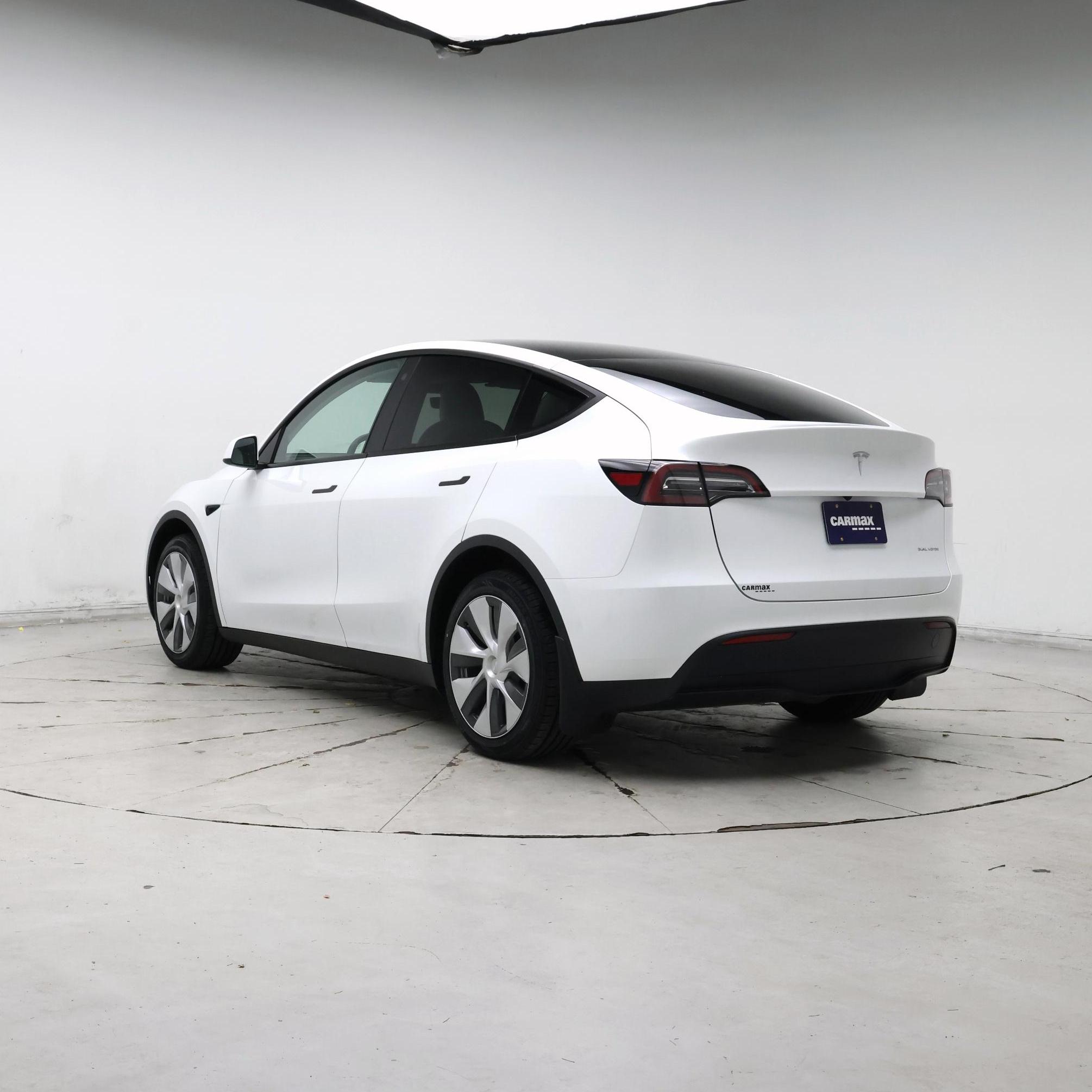 Thumbnail: 2023 Tesla Model Y - 2