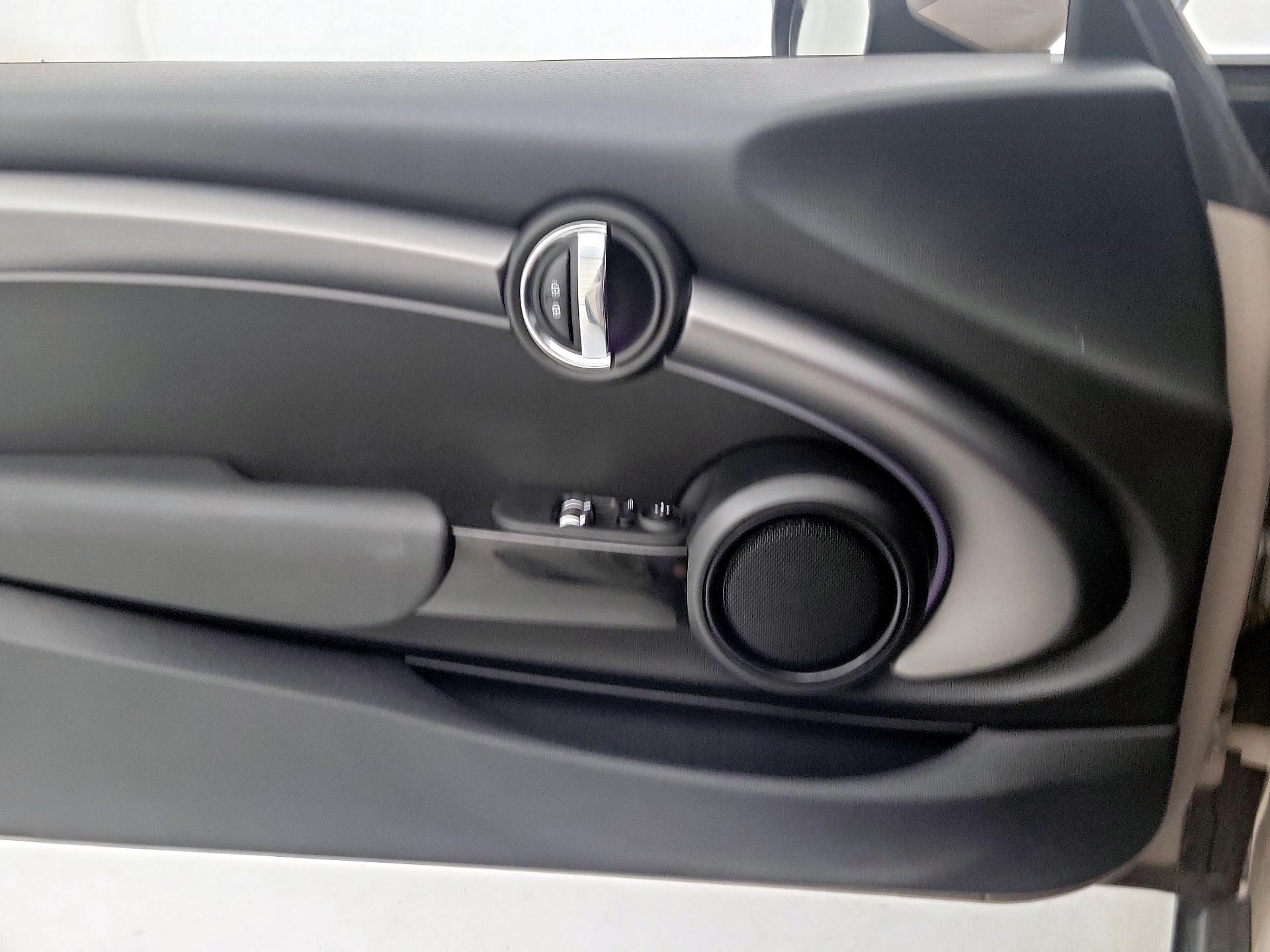 Thumbnail: 2023 MINI Cooper Hardtop - 12