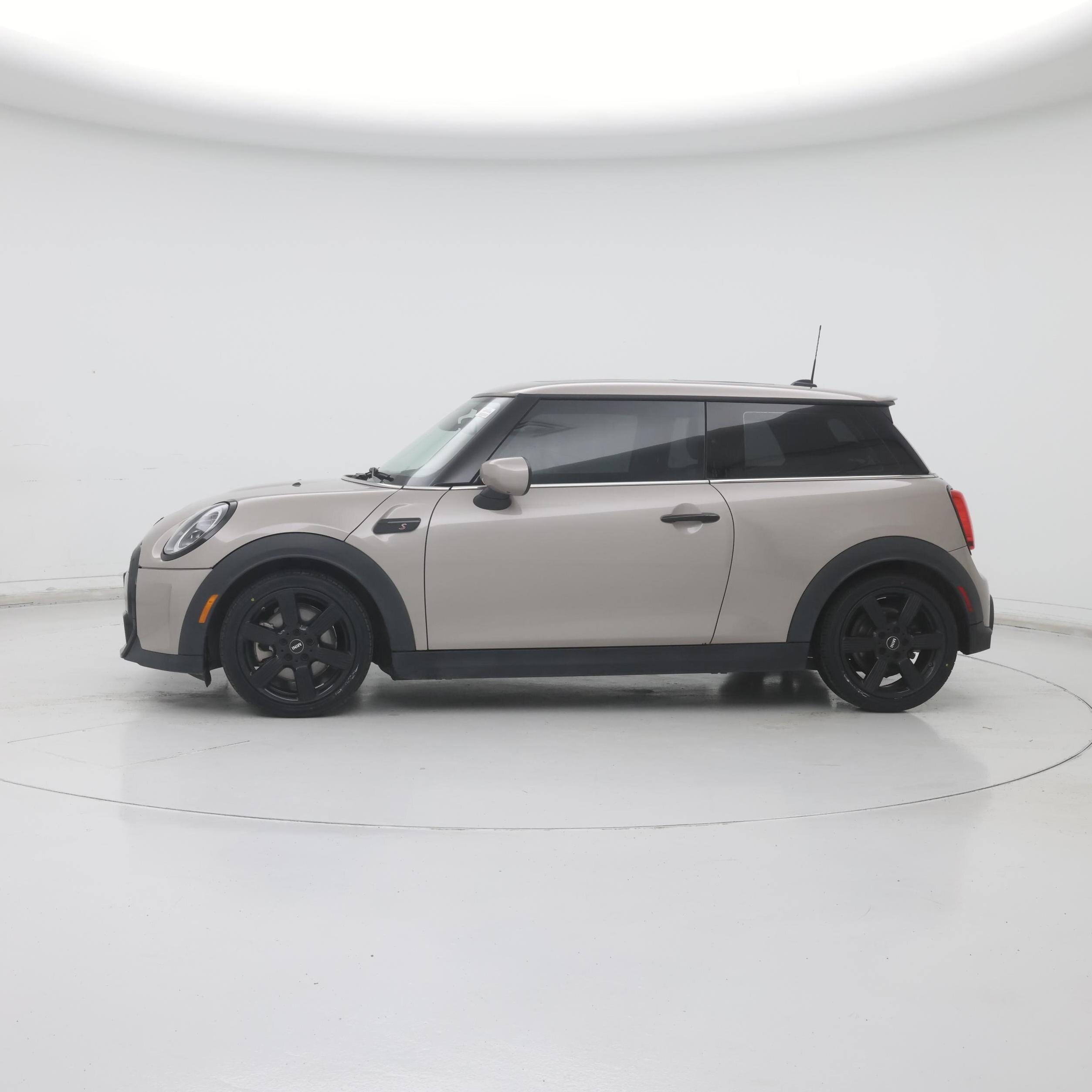 Thumbnail: 2023 MINI Cooper Hardtop - 3