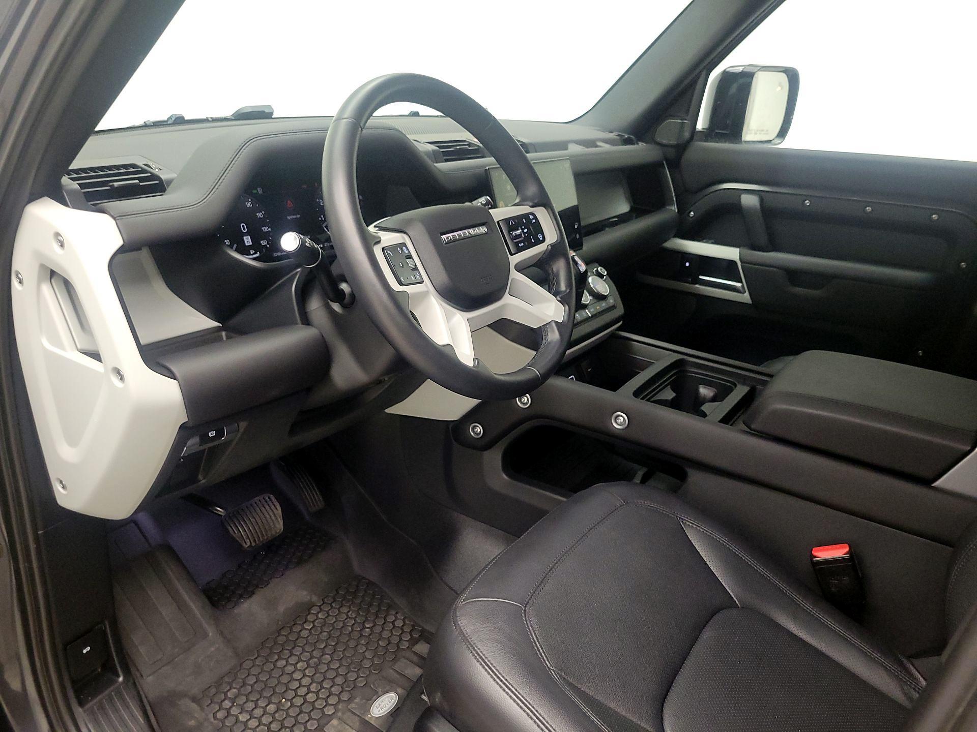 Thumbnail: 2024 Land Rover Defender - 11