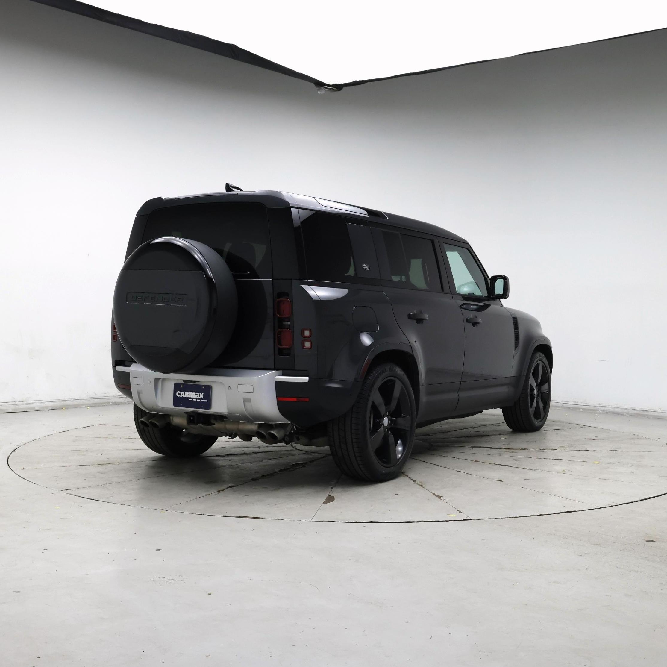 Thumbnail: 2024 Land Rover Defender - 8