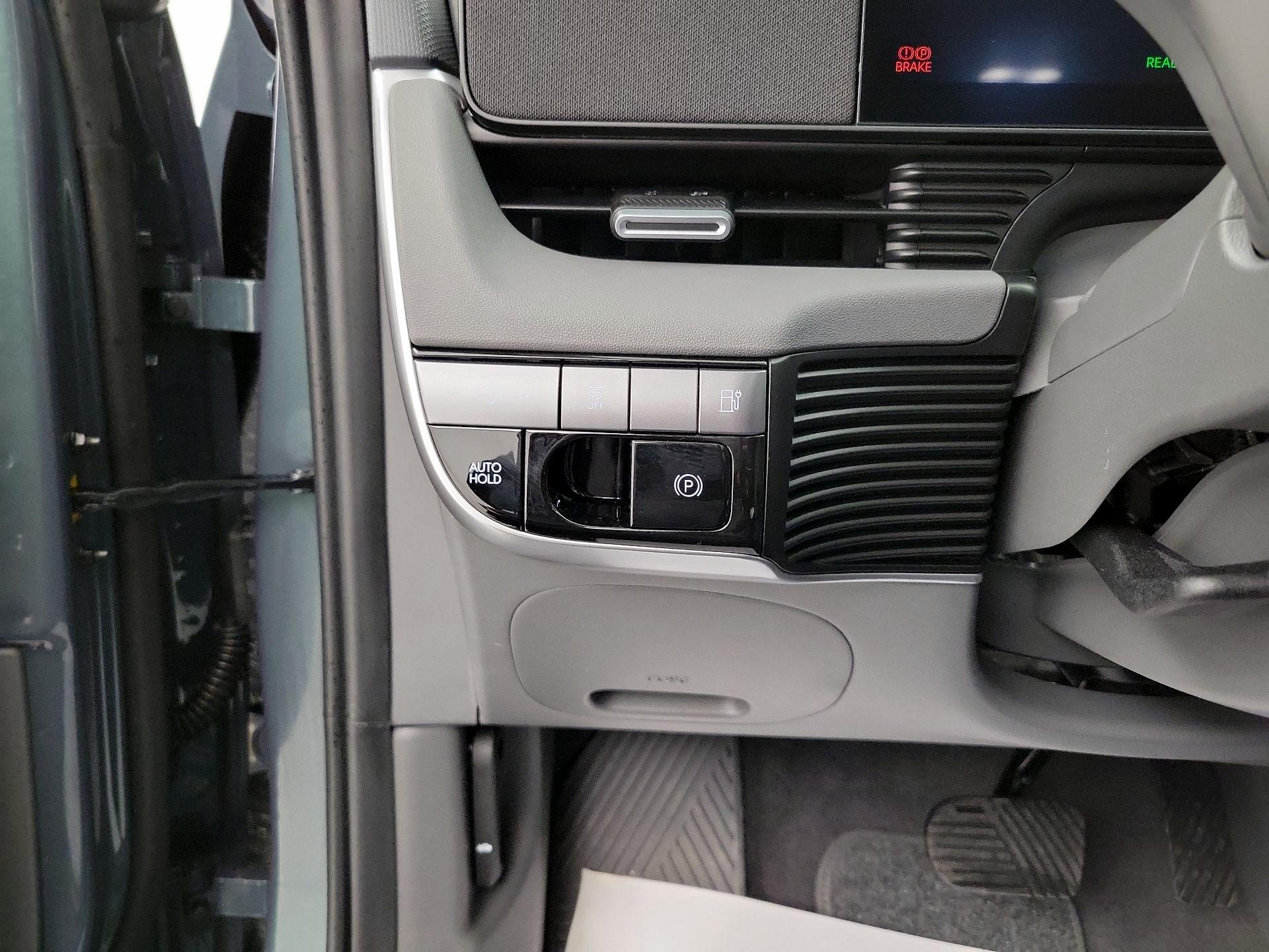 Thumbnail: 2026 Hyundai Ioniq 5 - 13