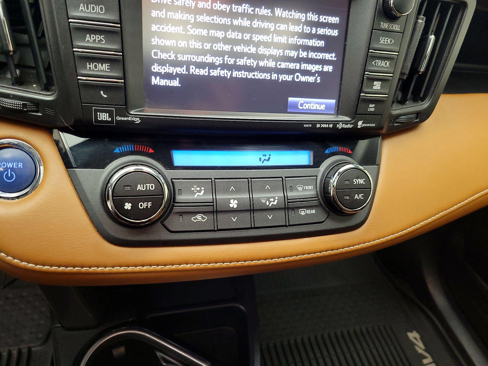 Thumbnail: 2016 Toyota RAV4 - 16