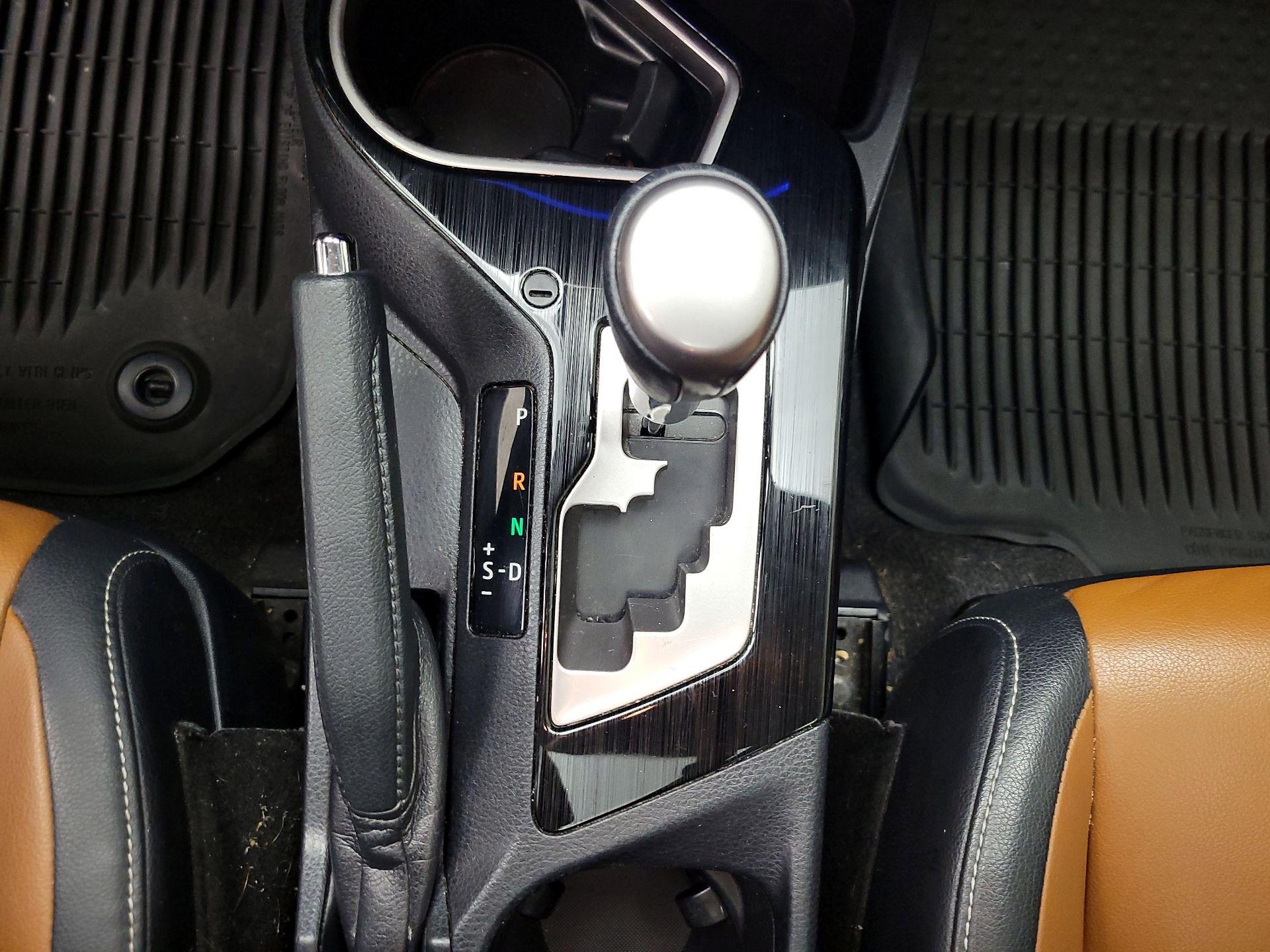 Thumbnail: 2016 Toyota RAV4 - 17