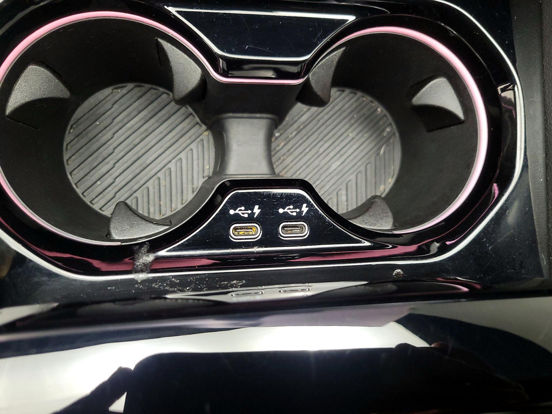 Thumbnail: 2025 BMW 5 Series - 19