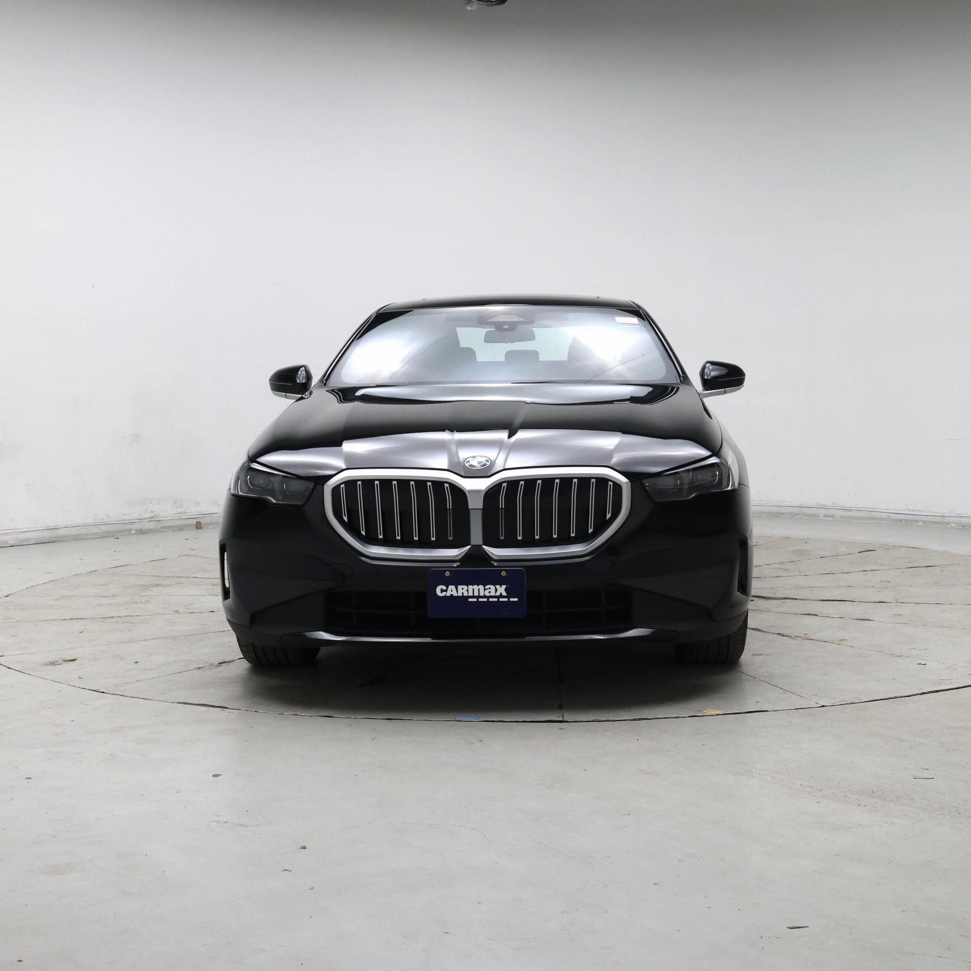 Thumbnail: 2025 BMW 5 Series - 5