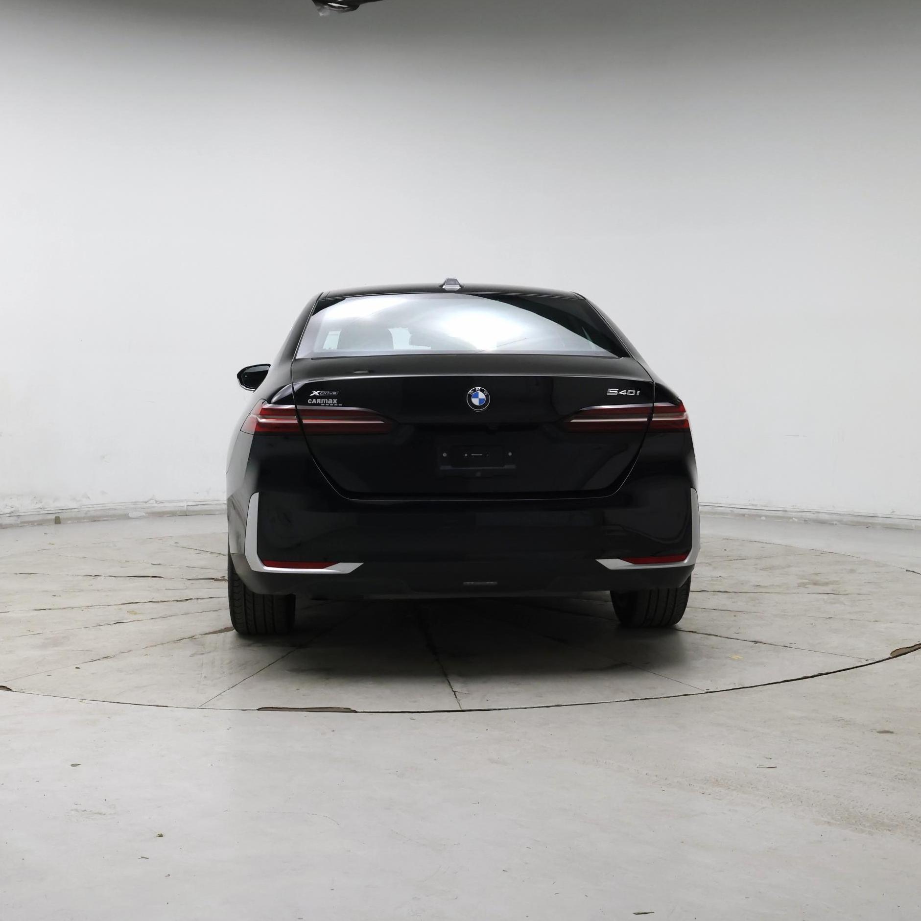 Thumbnail: 2025 BMW 5 Series - 6