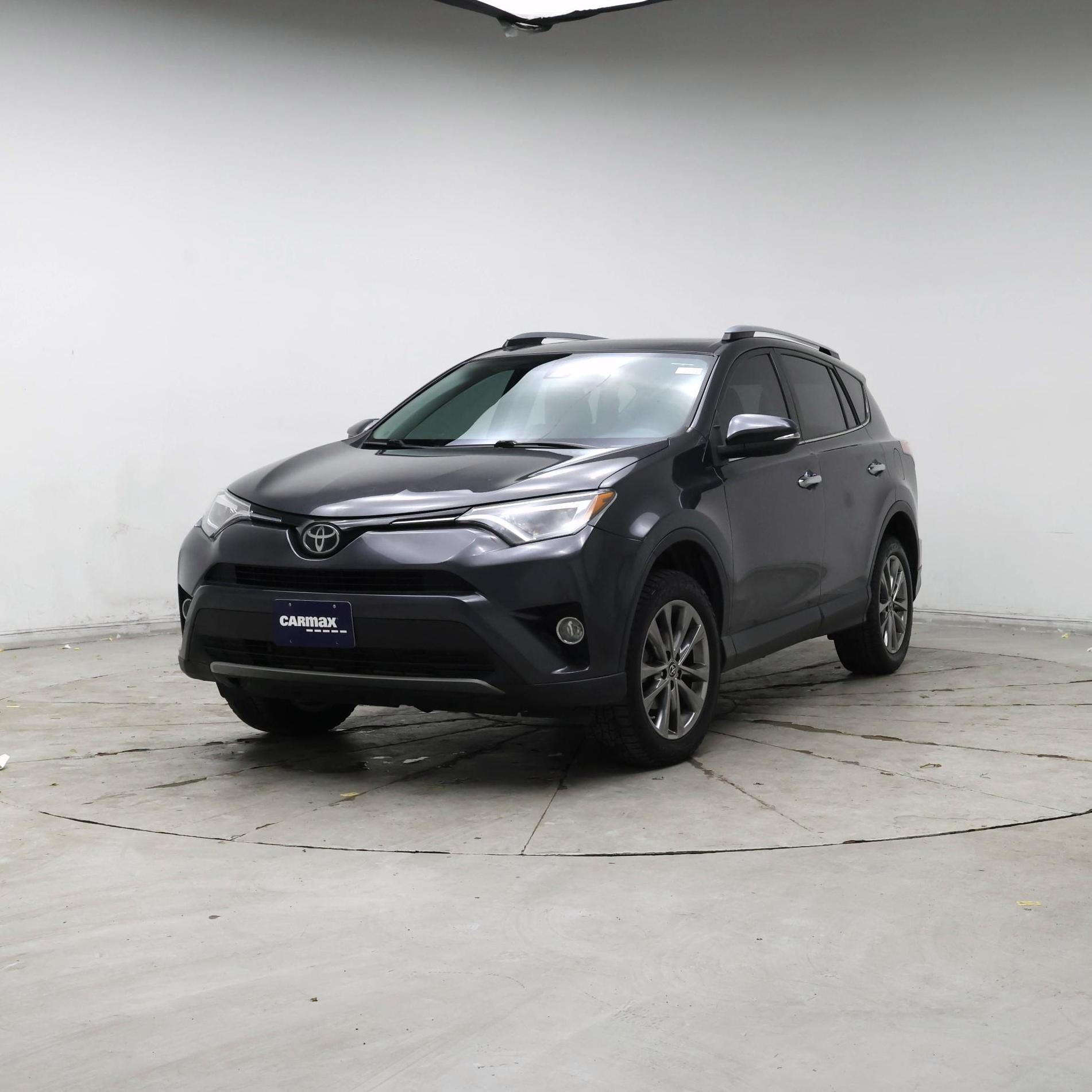 Thumbnail: 2018 Toyota RAV4 - 4