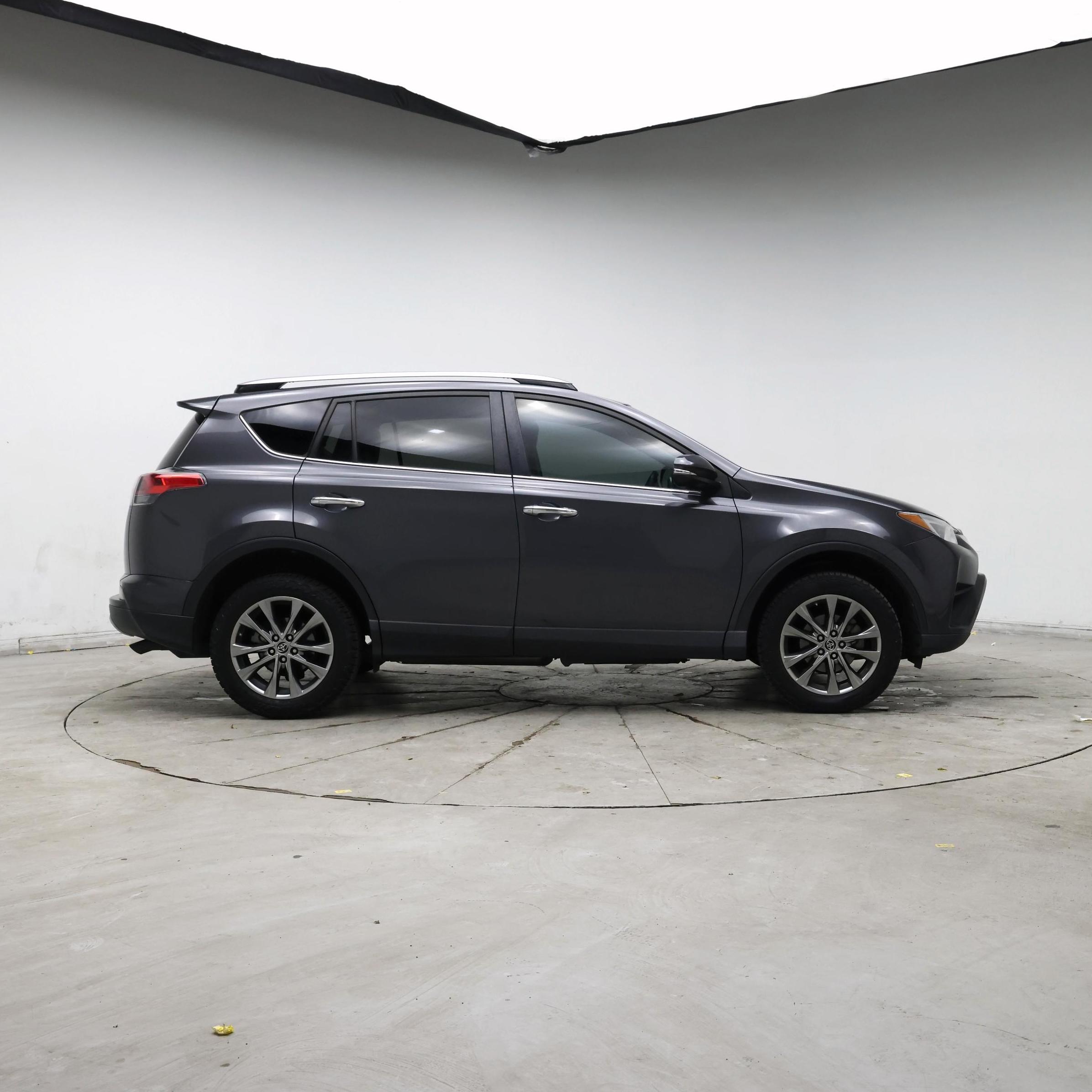 Thumbnail: 2018 Toyota RAV4 - 7