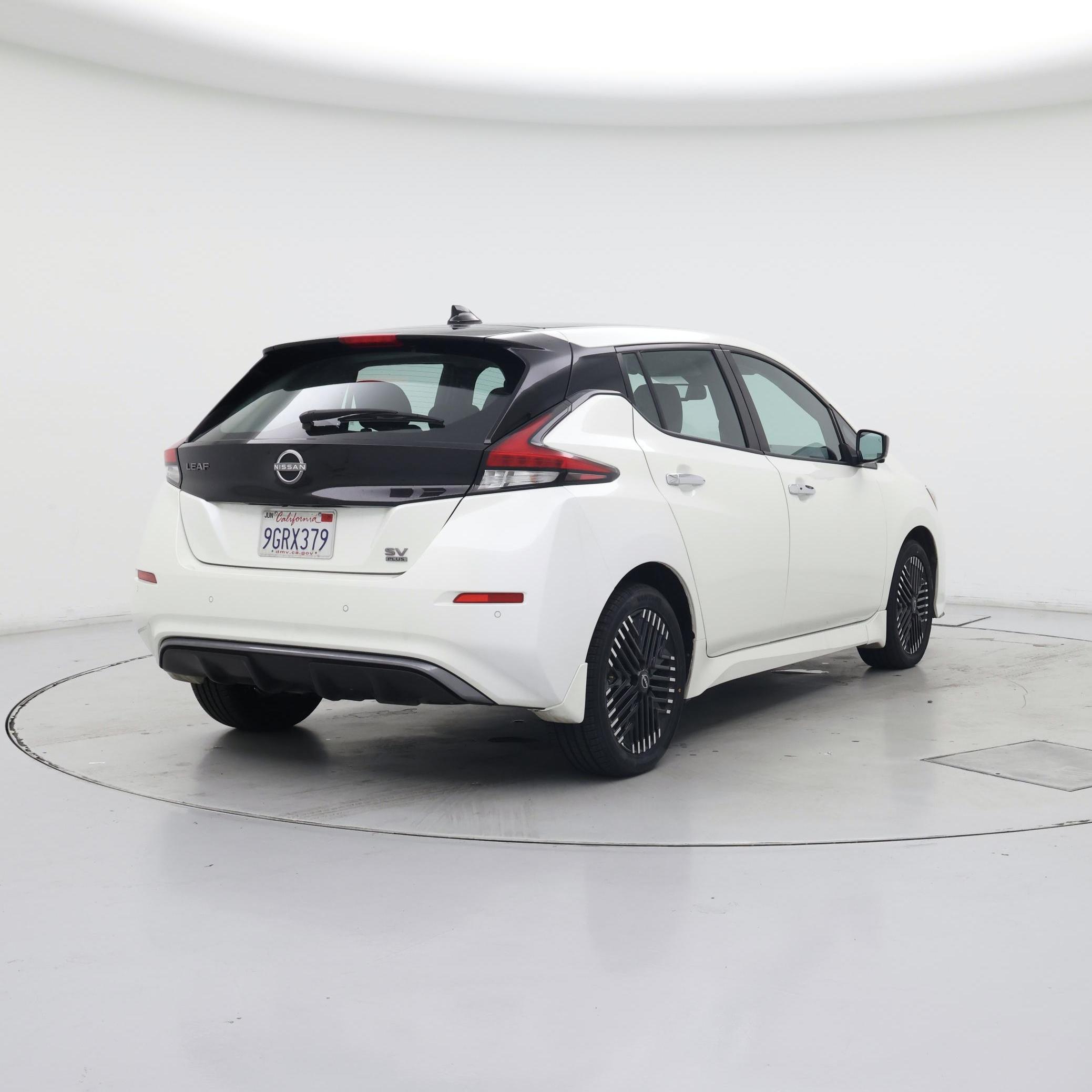 Thumbnail: 2023 Nissan Leaf - 8