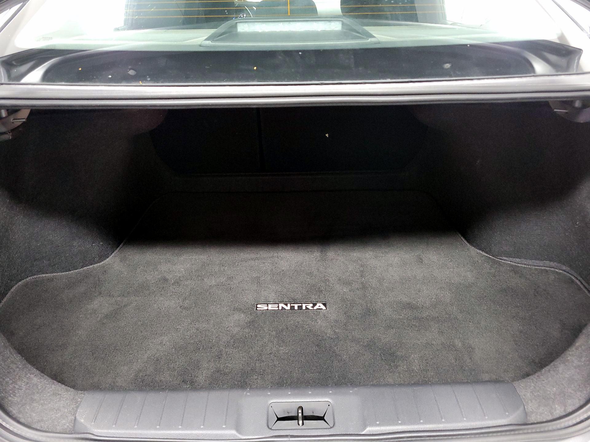 Thumbnail: 2025 Nissan Sentra - 17