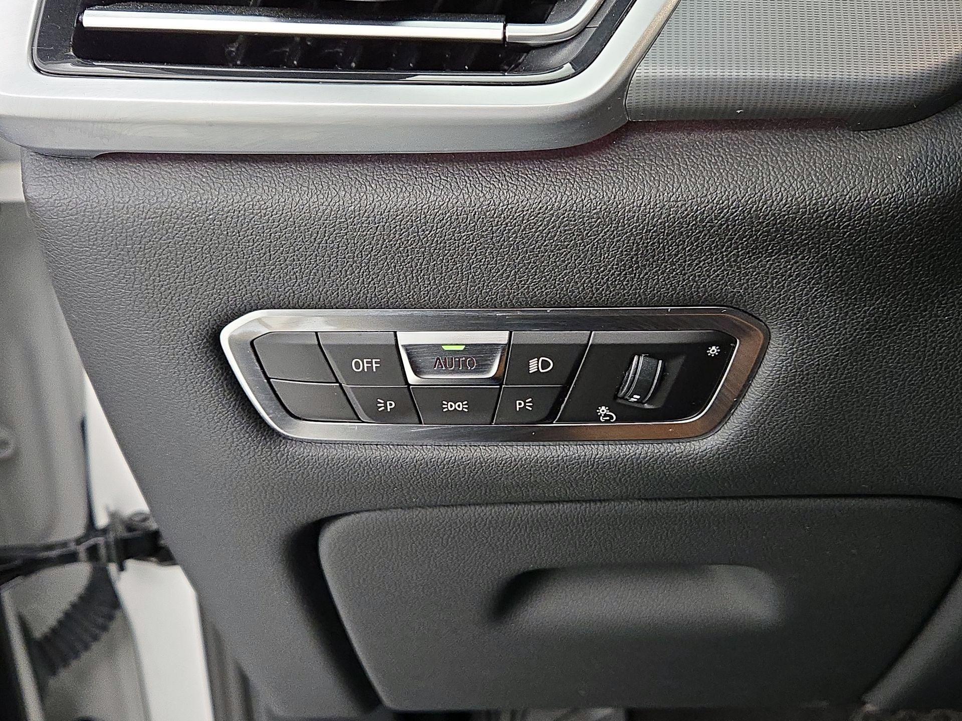 Thumbnail: 2022 BMW X5 - 13