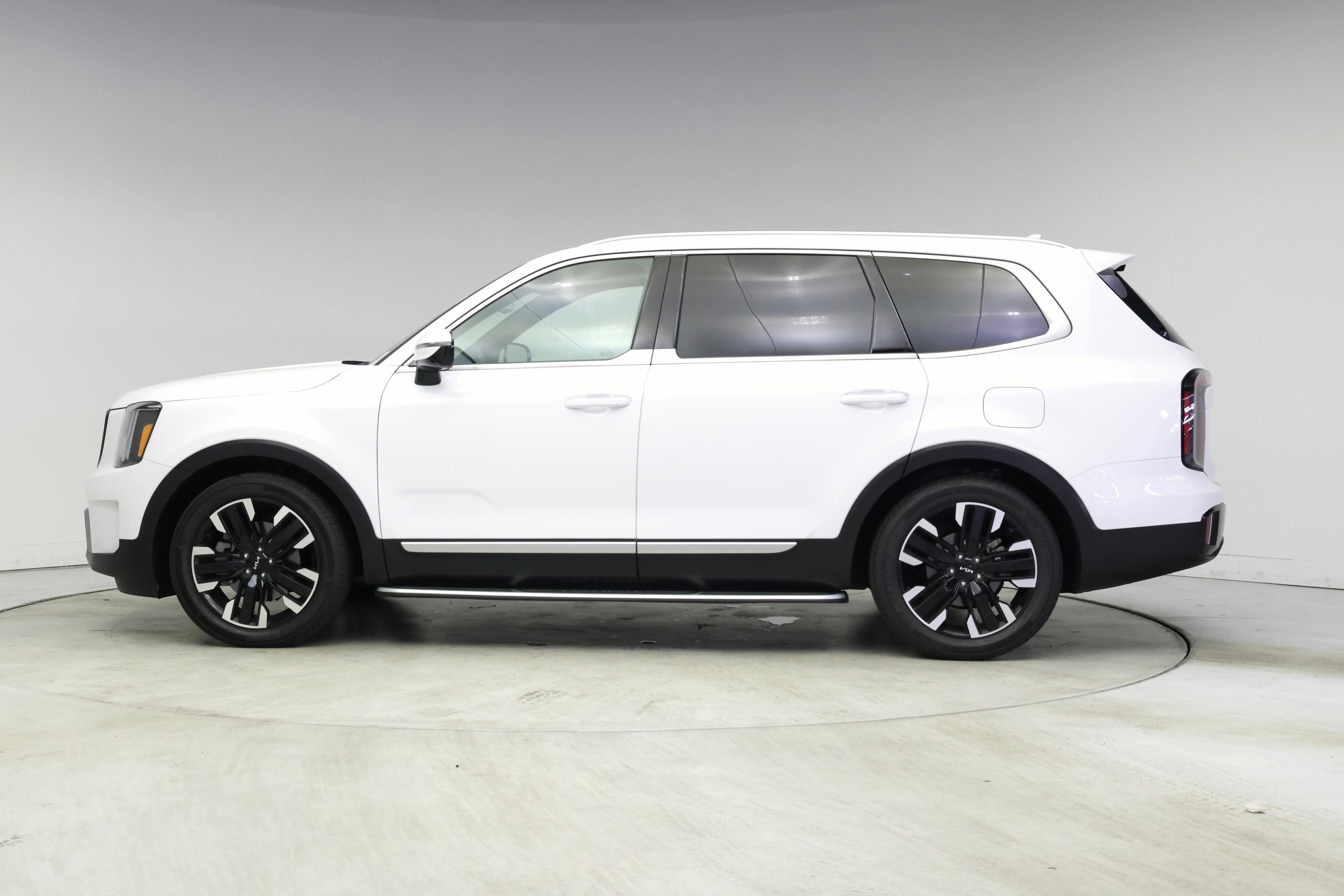 Thumbnail: 2024 Kia Telluride - 3