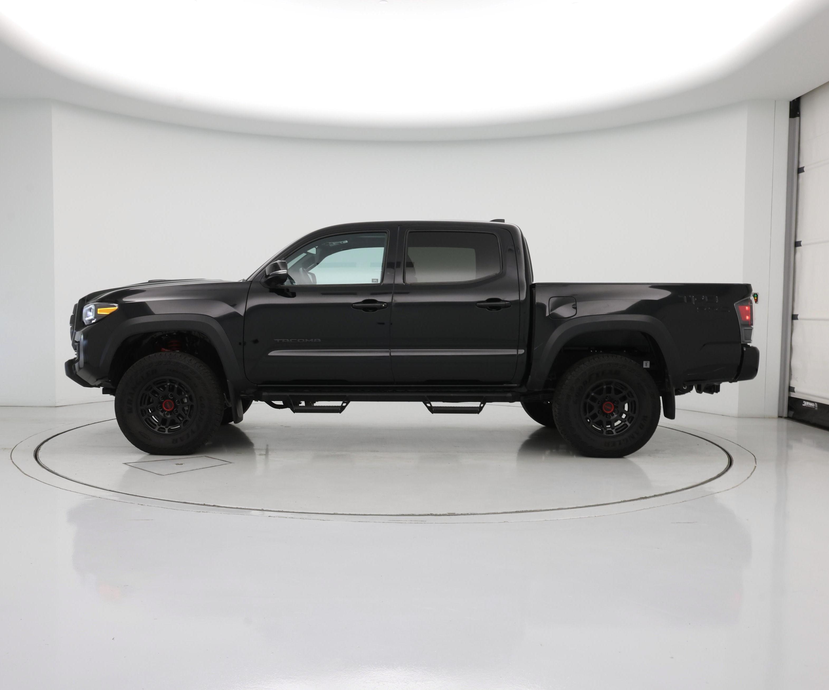 Thumbnail: 2023 Toyota Tacoma - 3