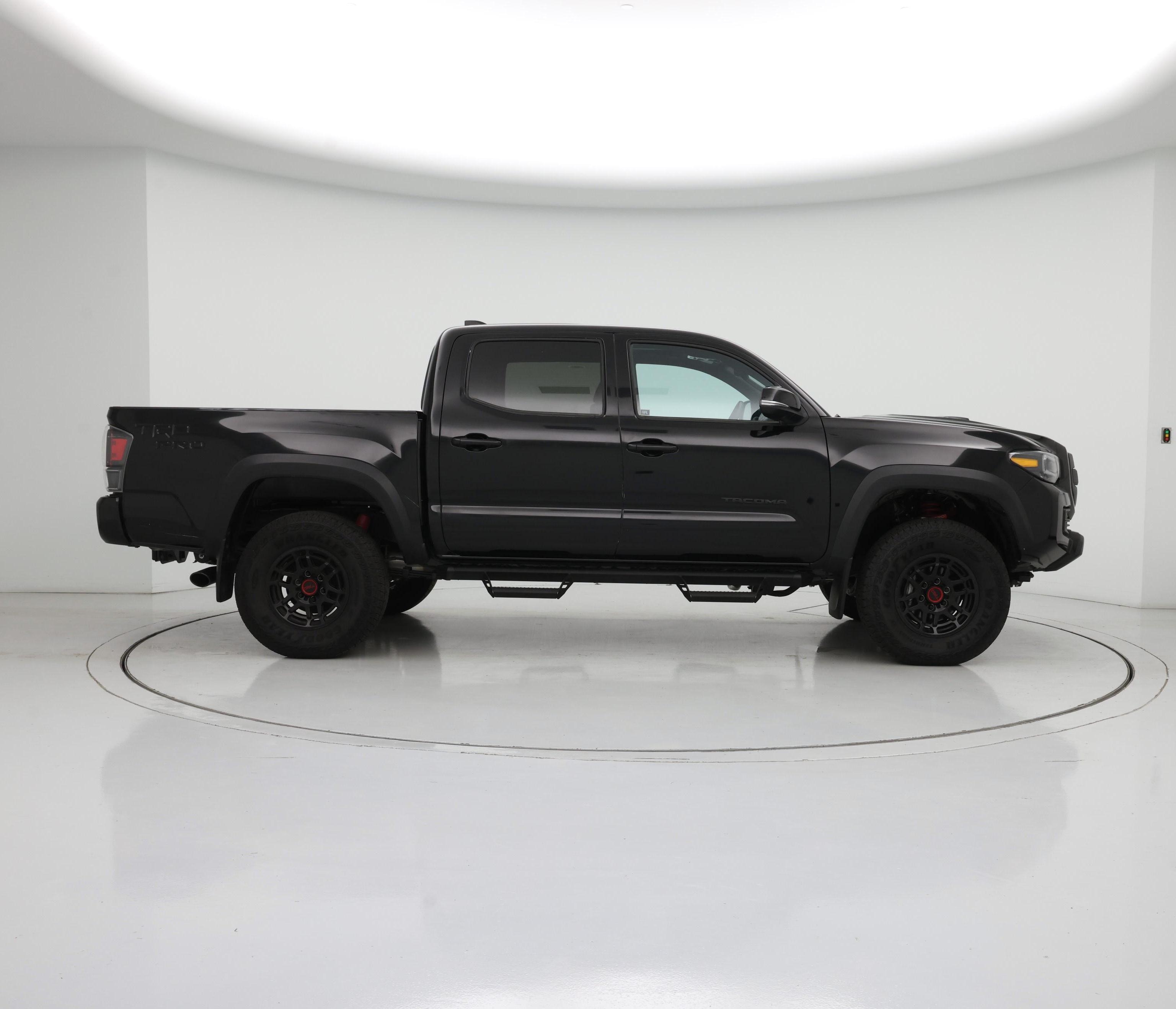 Thumbnail: 2023 Toyota Tacoma - 7
