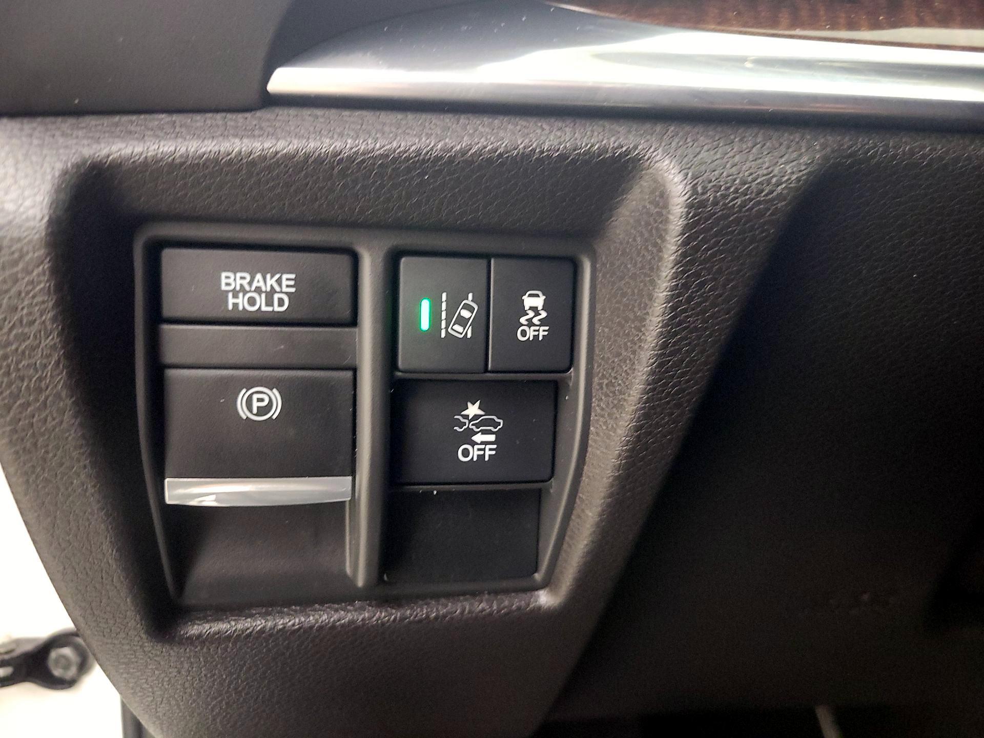 Thumbnail: 2017 Acura MDX - 13