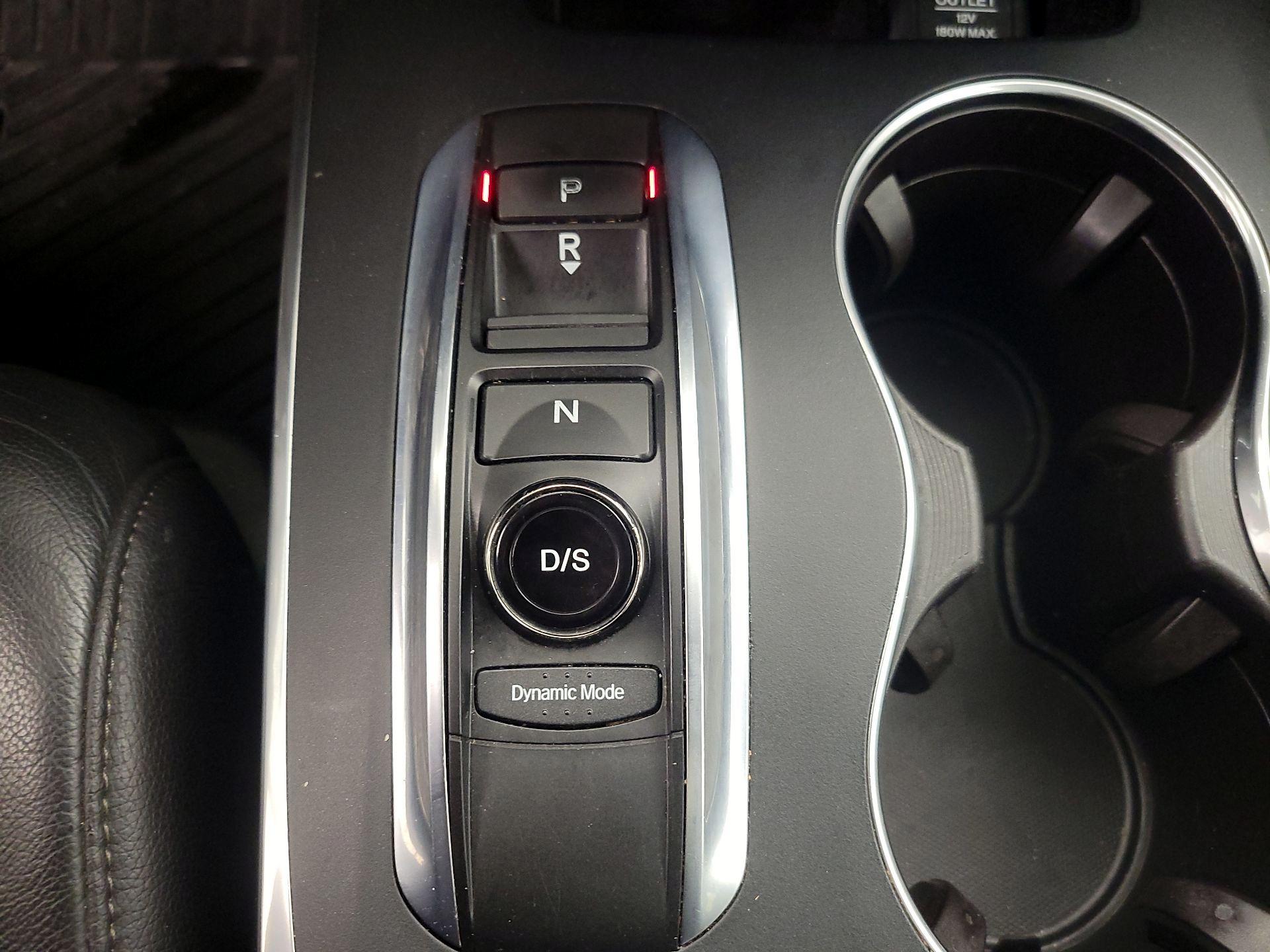 Thumbnail: 2017 Acura MDX - 18