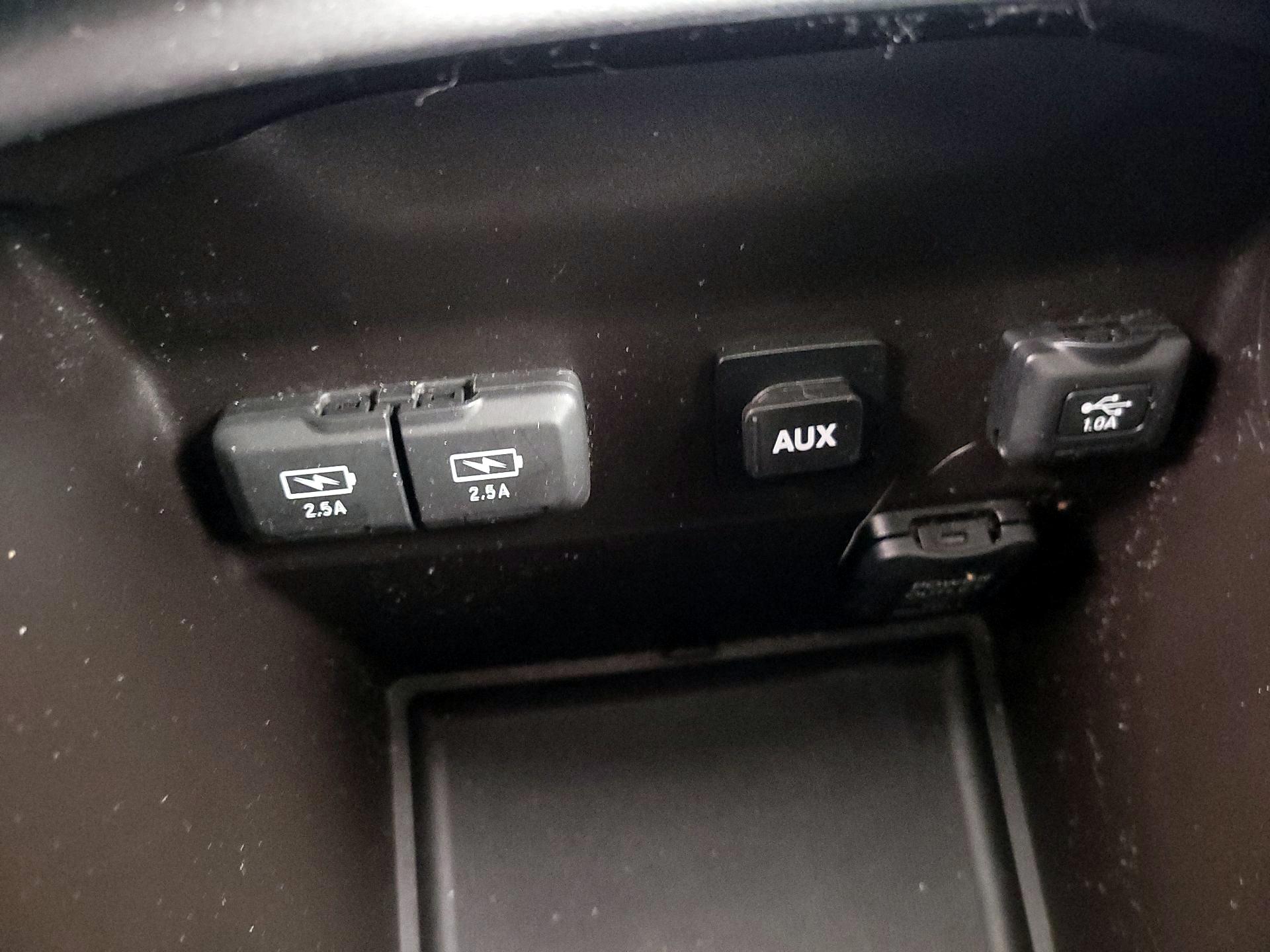 Thumbnail: 2017 Acura MDX - 19