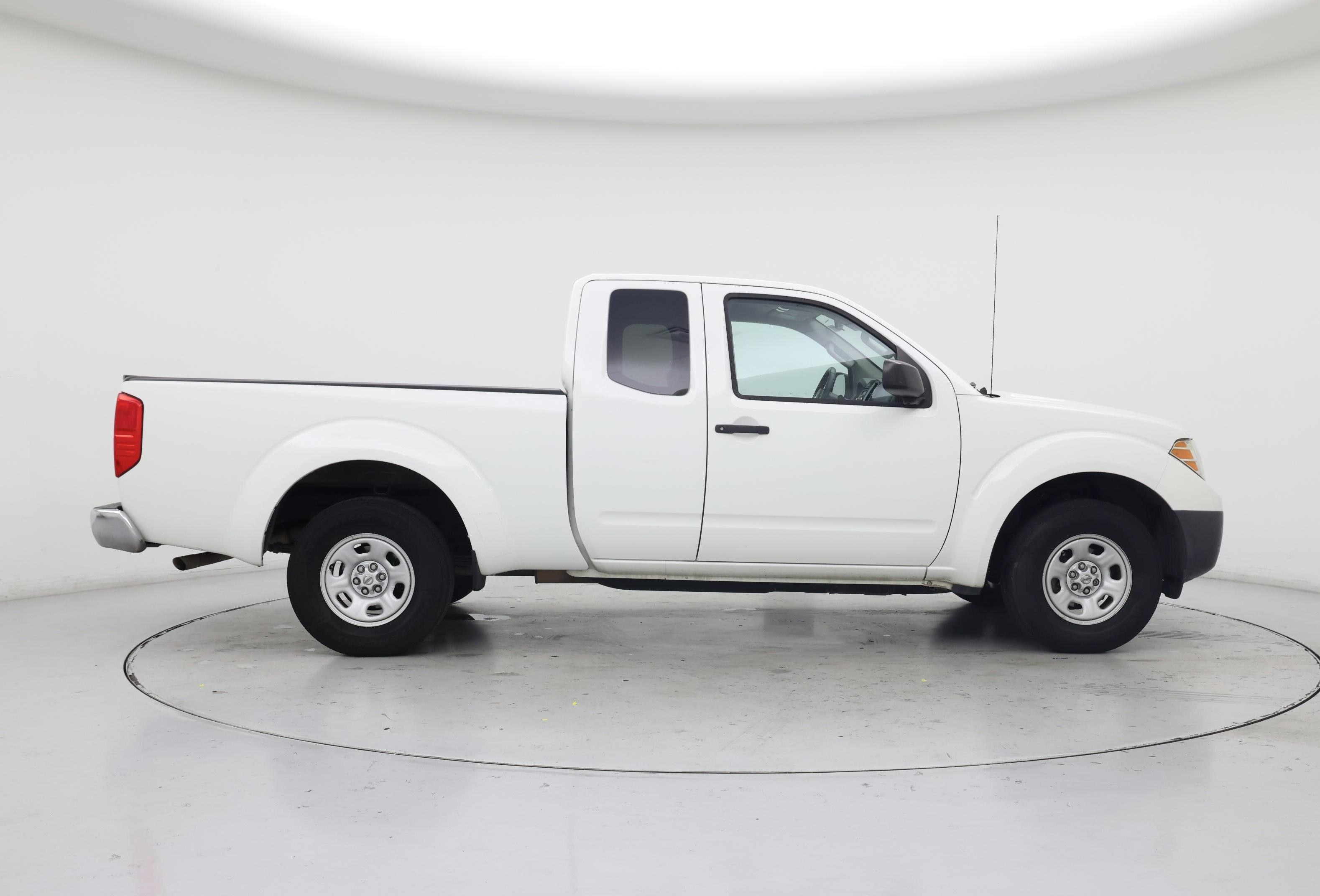 Thumbnail: 2016 Nissan Frontier - 7