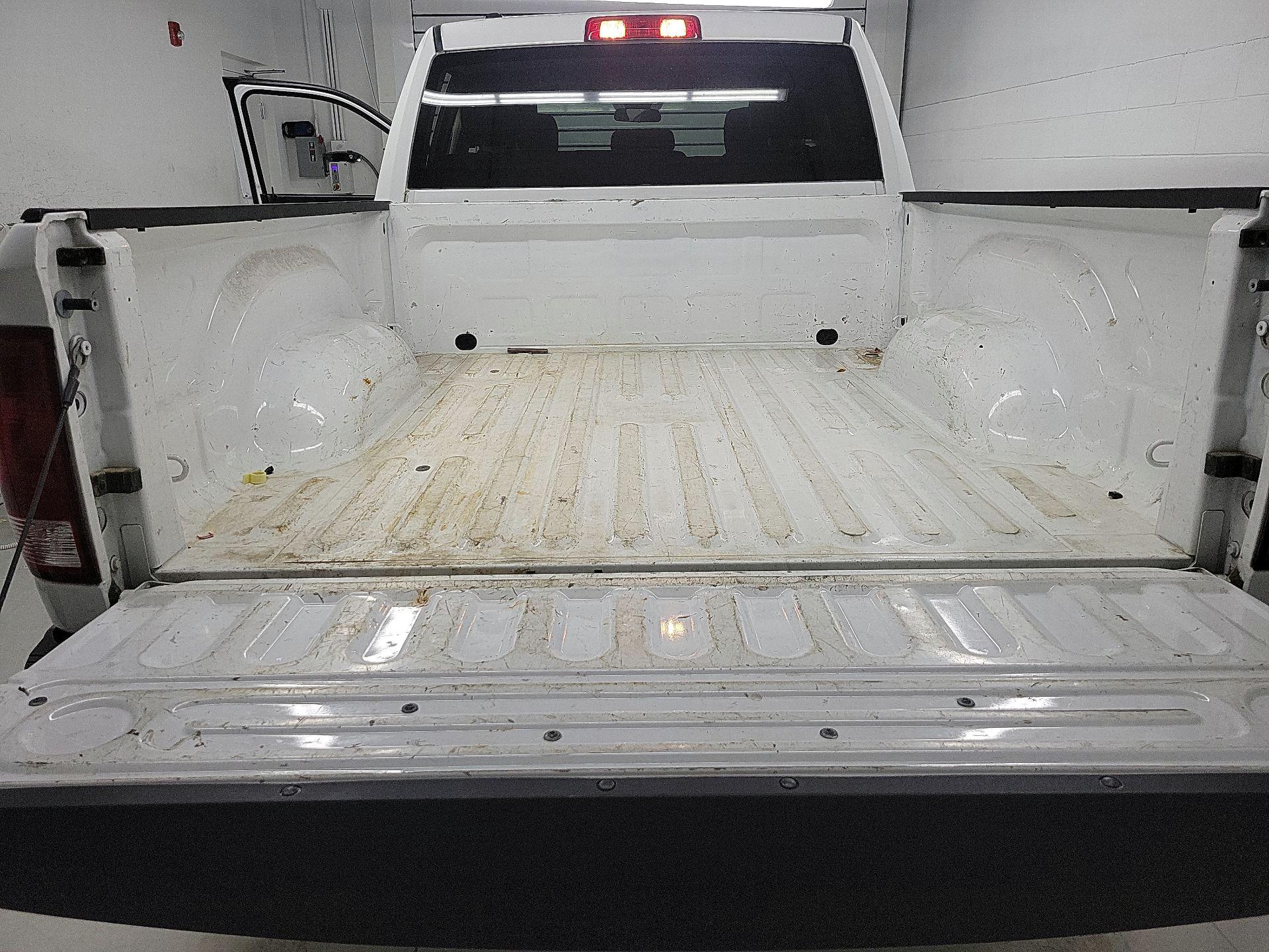 Thumbnail: 2022 RAM 1500 Classic - 20
