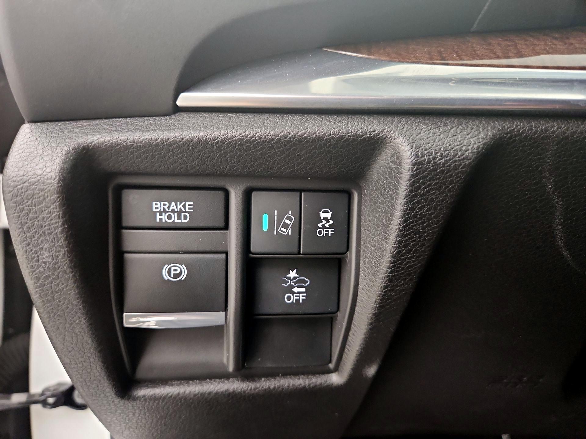 Thumbnail: 2018 Acura MDX - 13