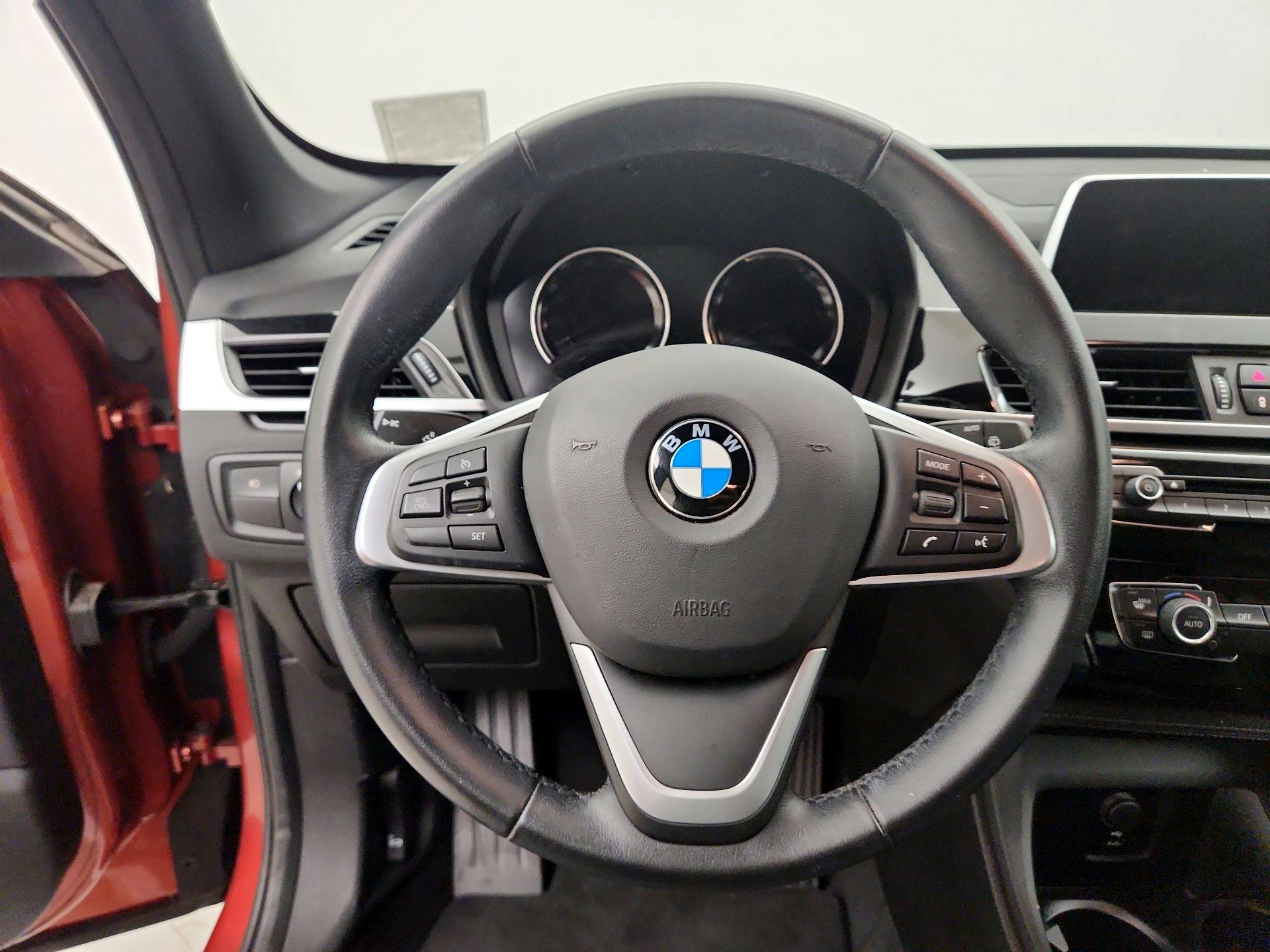 Thumbnail: 2019 BMW X1 - 10