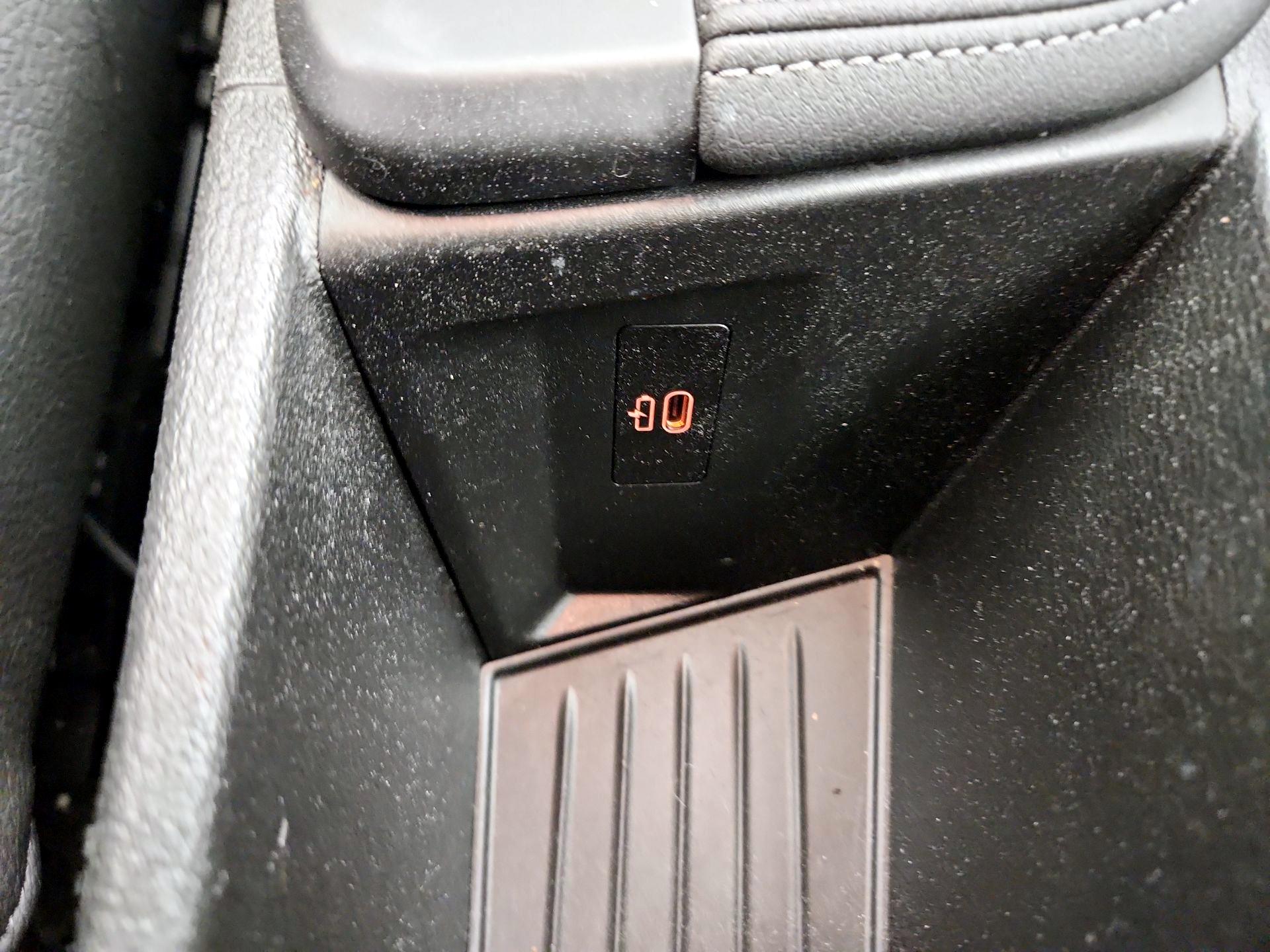 Thumbnail: 2019 BMW X1 - 19