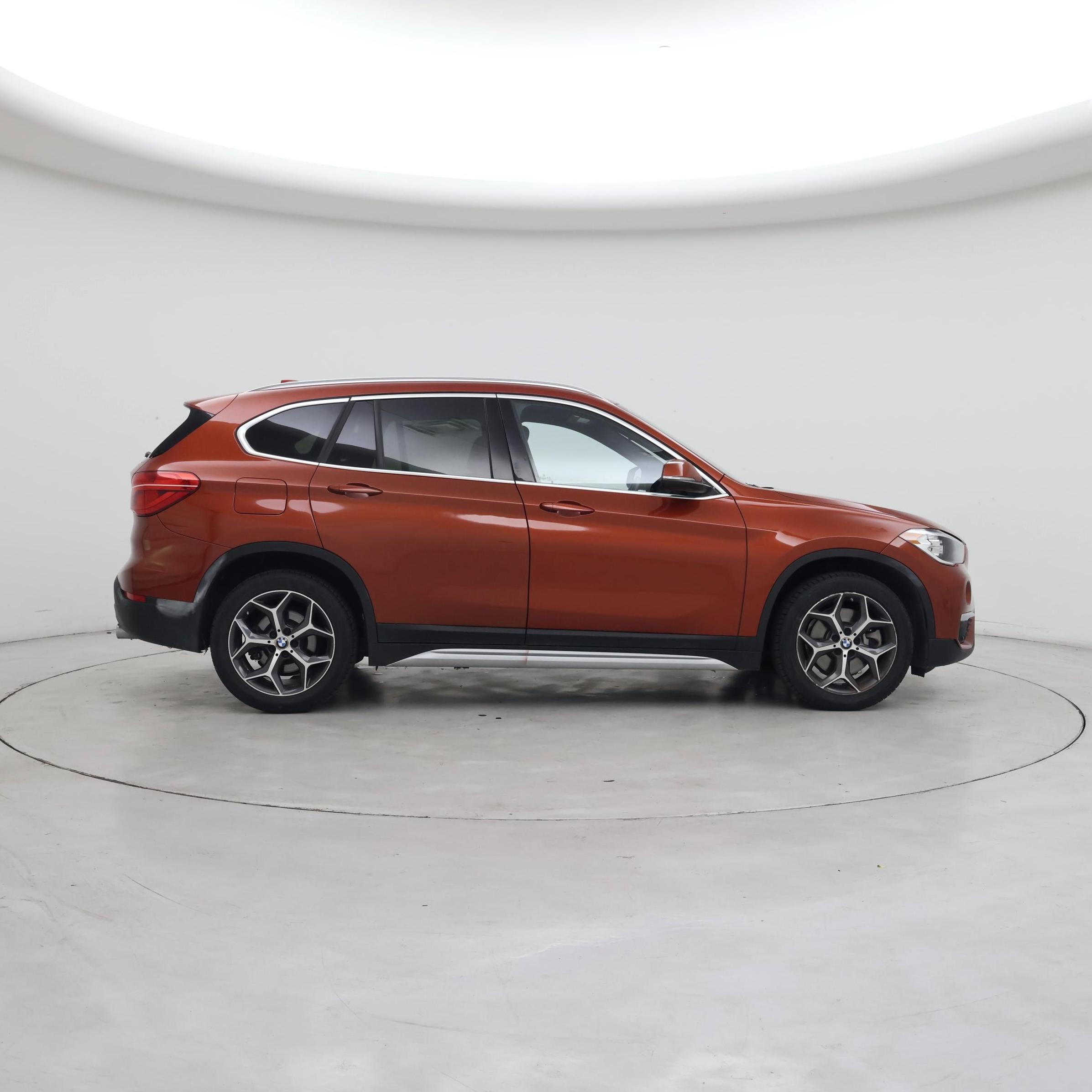 Thumbnail: 2019 BMW X1 - 7