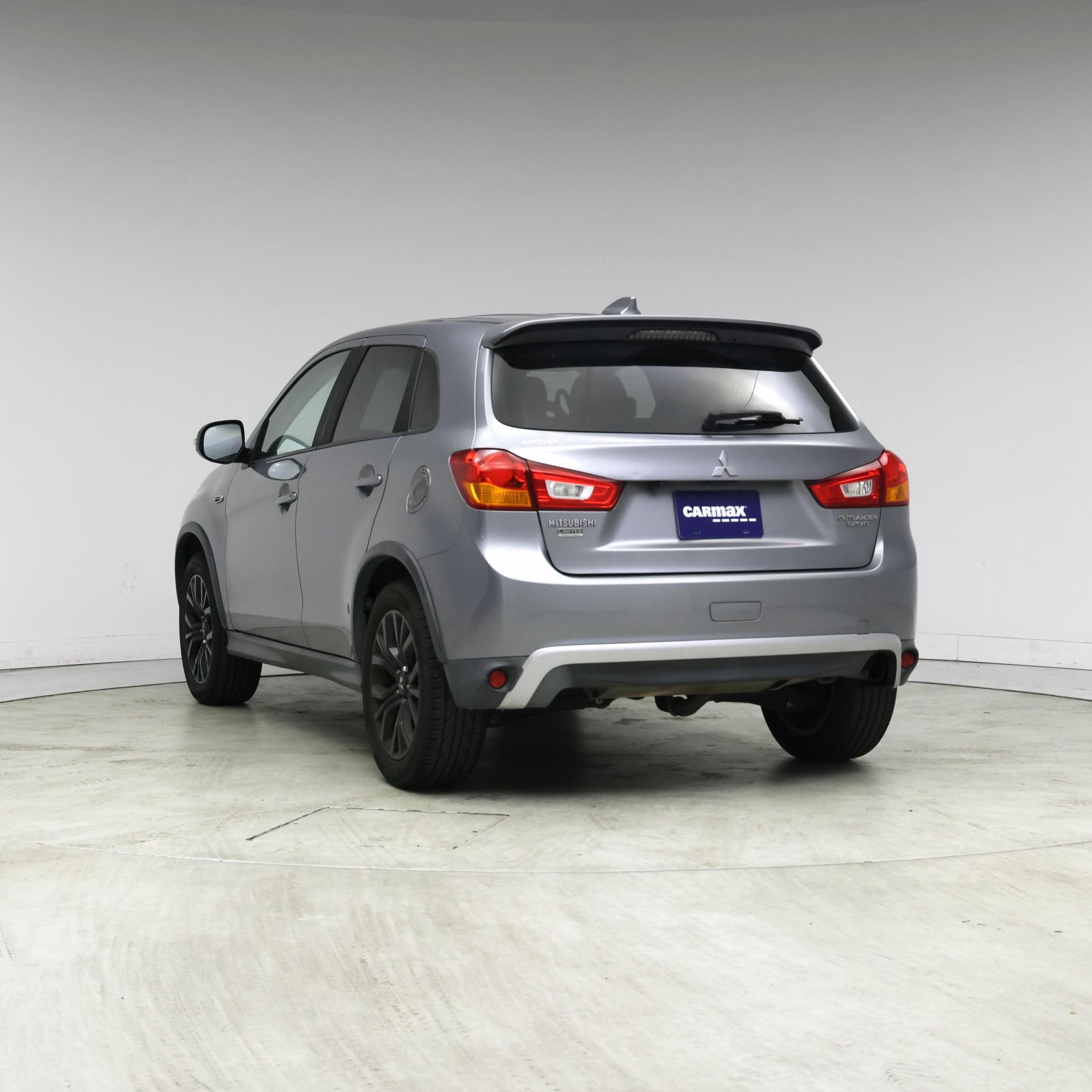 Thumbnail: 2017 Mitsubishi Outlander Sport - 2
