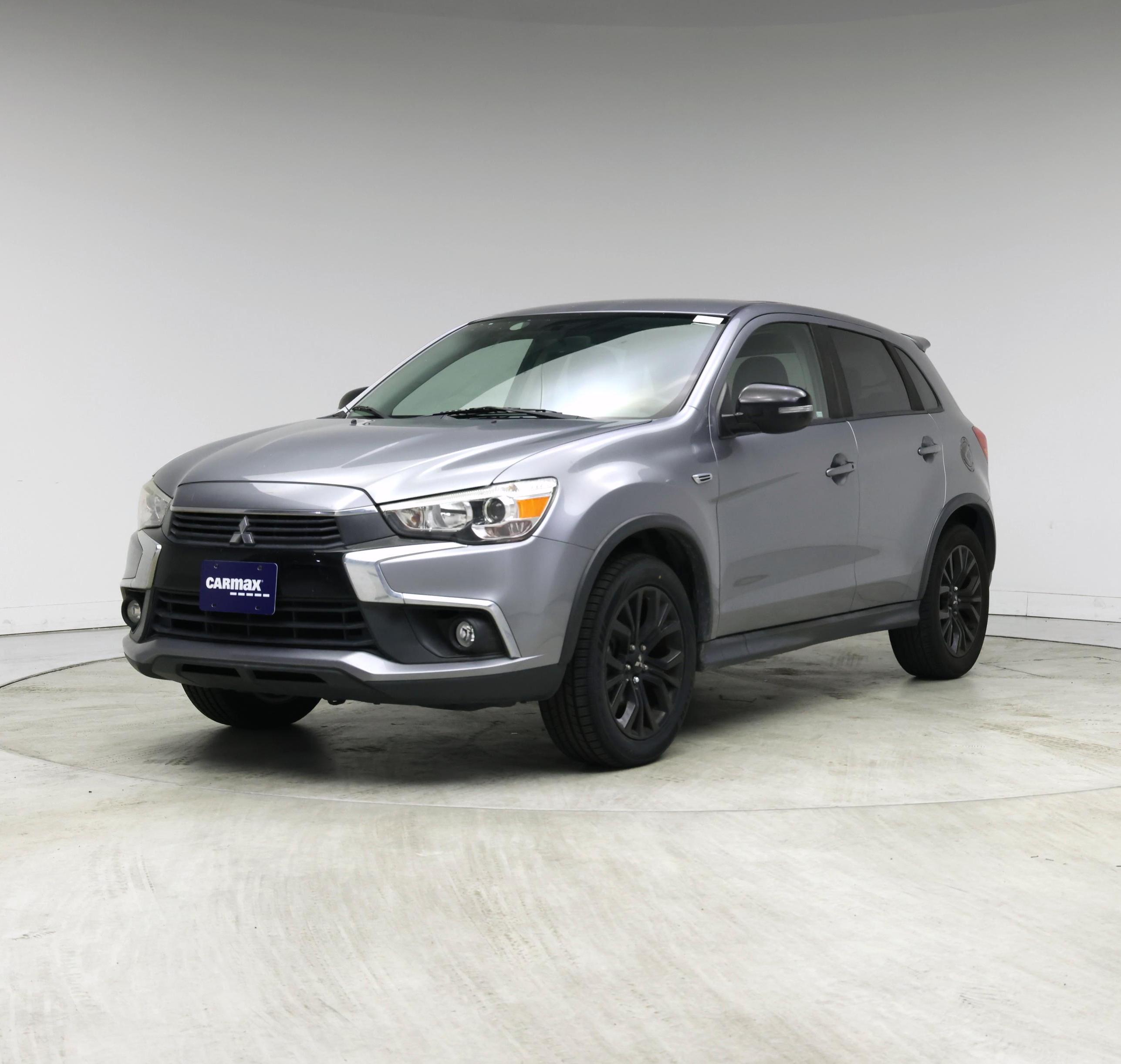 Thumbnail: 2017 Mitsubishi Outlander Sport - 4
