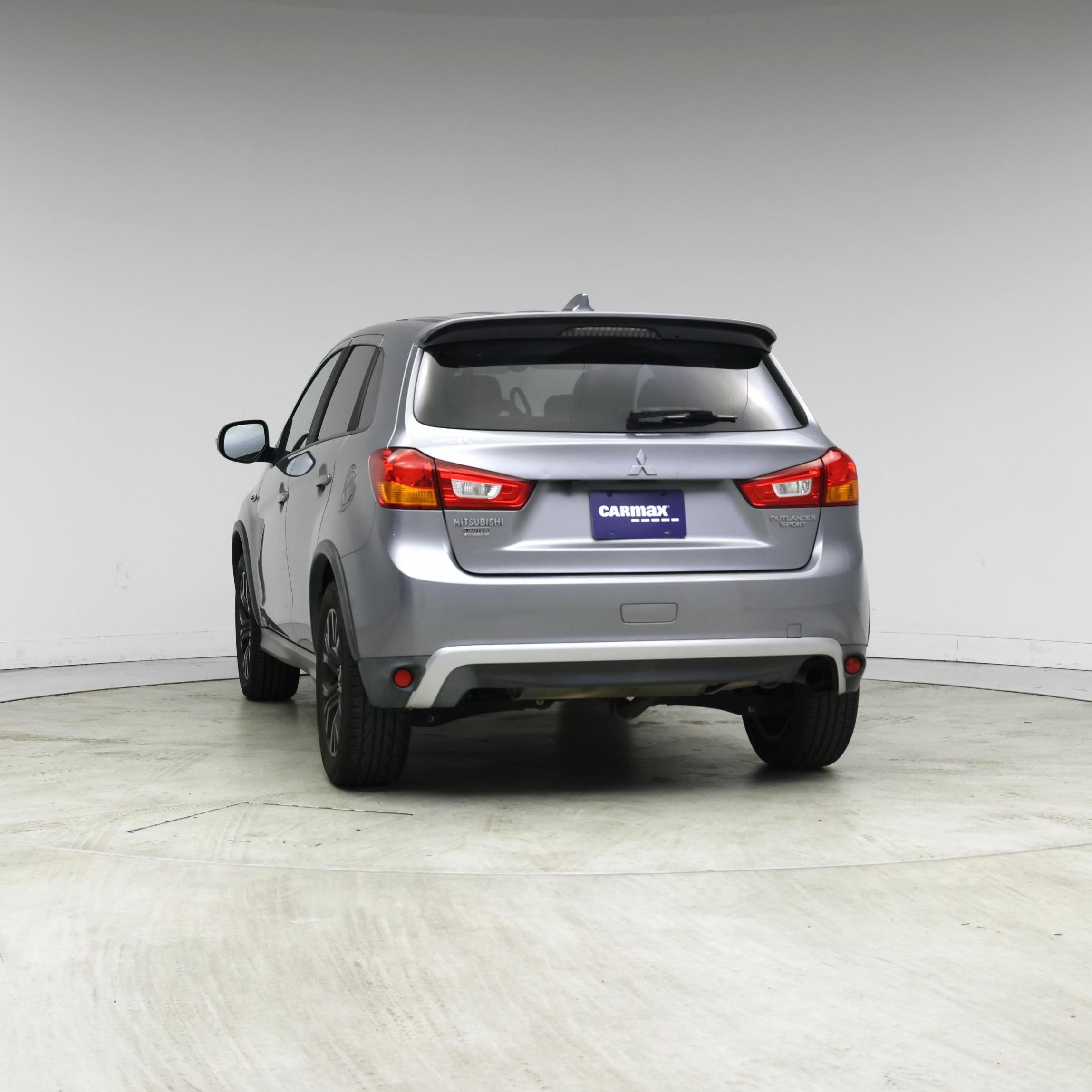 Thumbnail: 2017 Mitsubishi Outlander Sport - 6