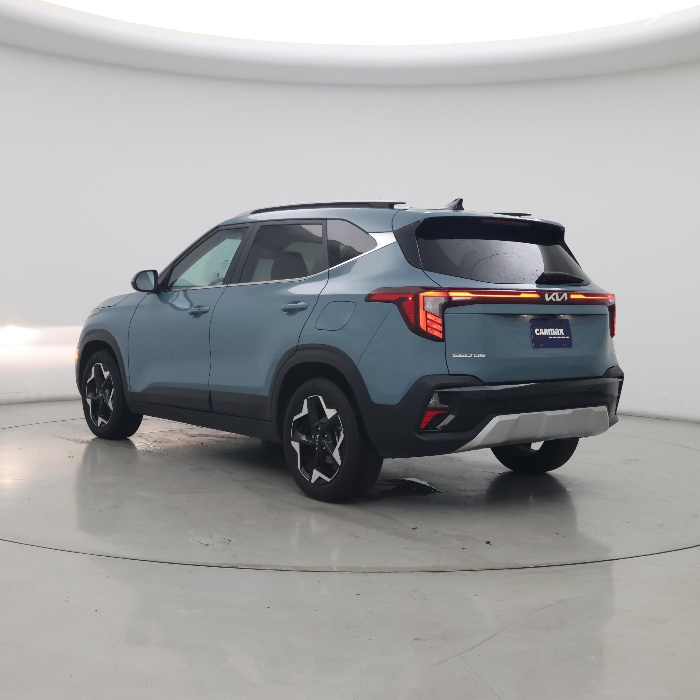 Thumbnail: 2024 Kia Seltos - 2