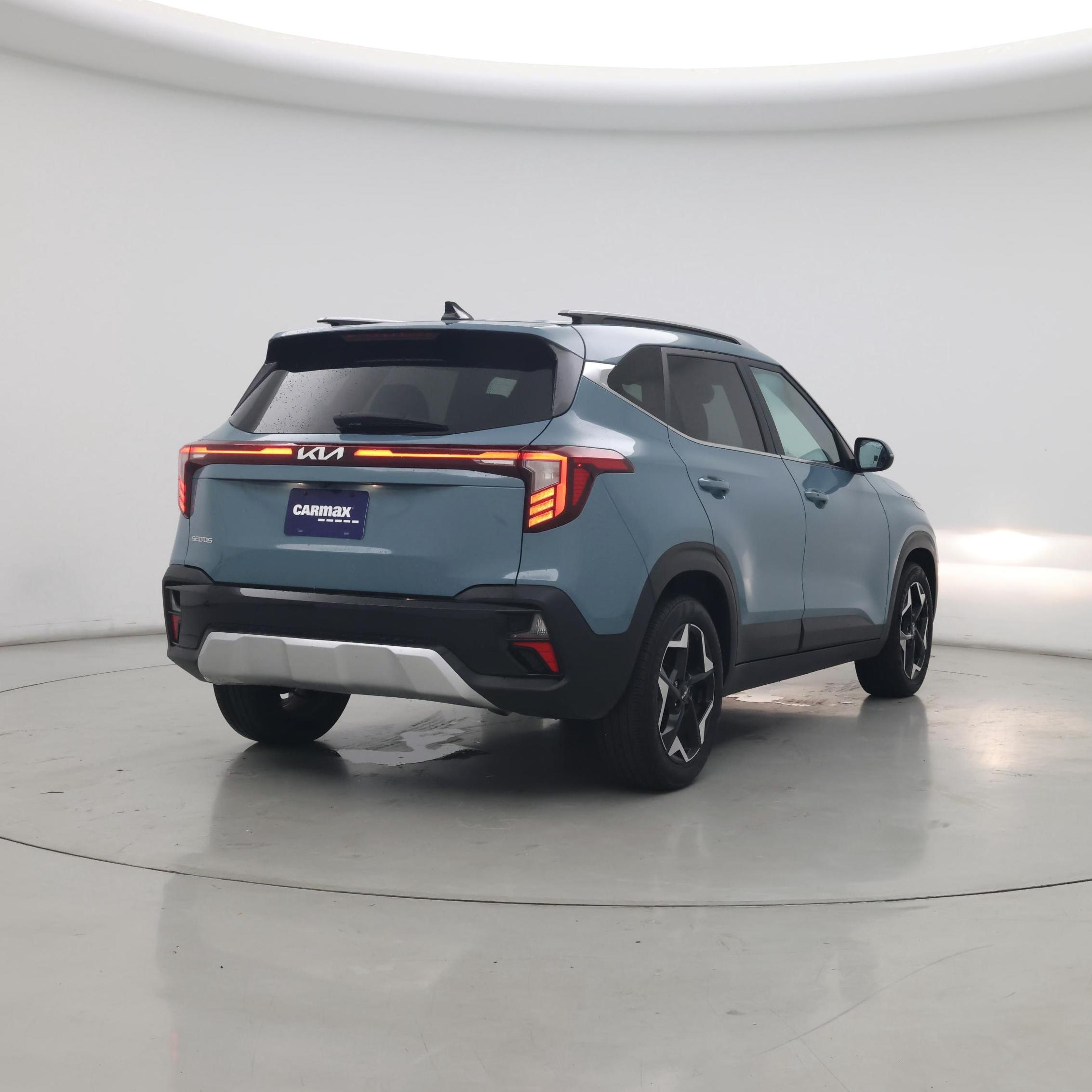 Thumbnail: 2024 Kia Seltos - 8